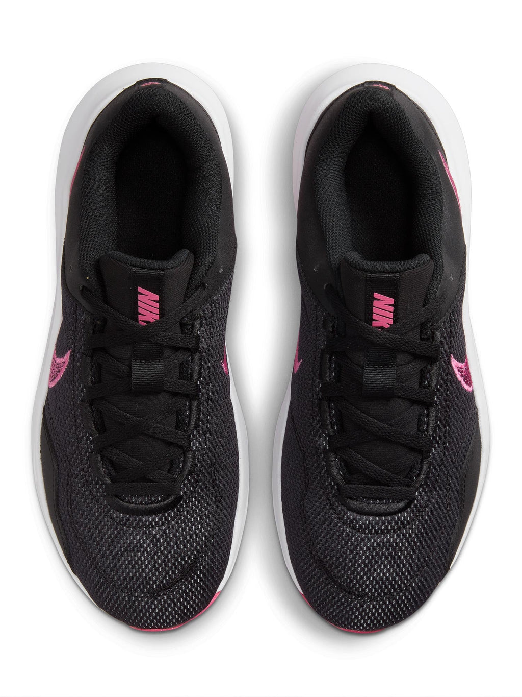 NIKE Обувки W LEGEND ESSENTIAL 3 NN
