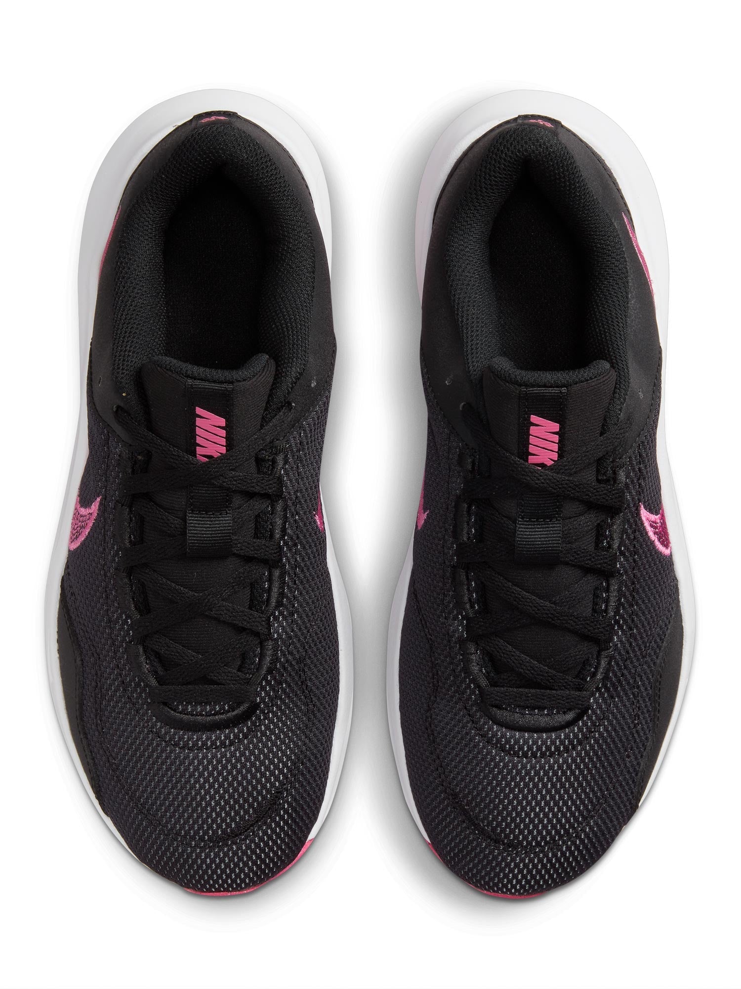 NIKE Обувки W LEGEND ESSENTIAL 3 NN