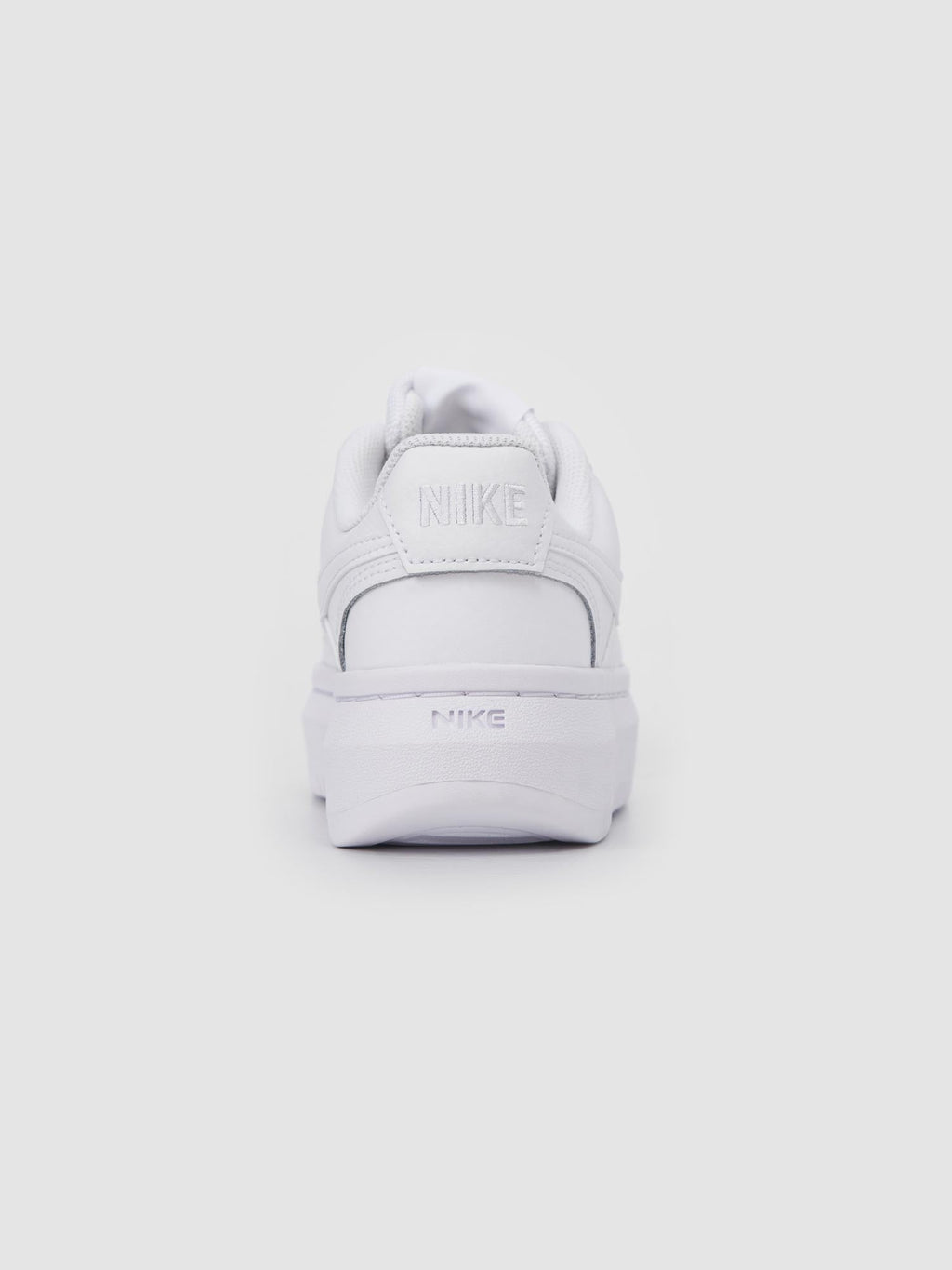 NIKE Обувки W COURT VISION ALTA LTR