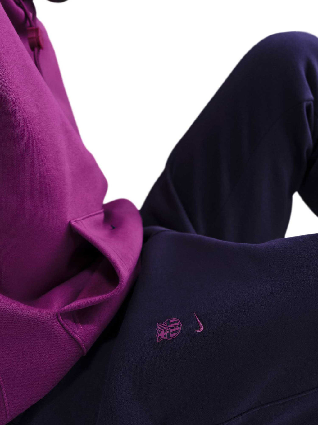NIKE Спортно долнище FCB M NSW CLUB JGGR BB