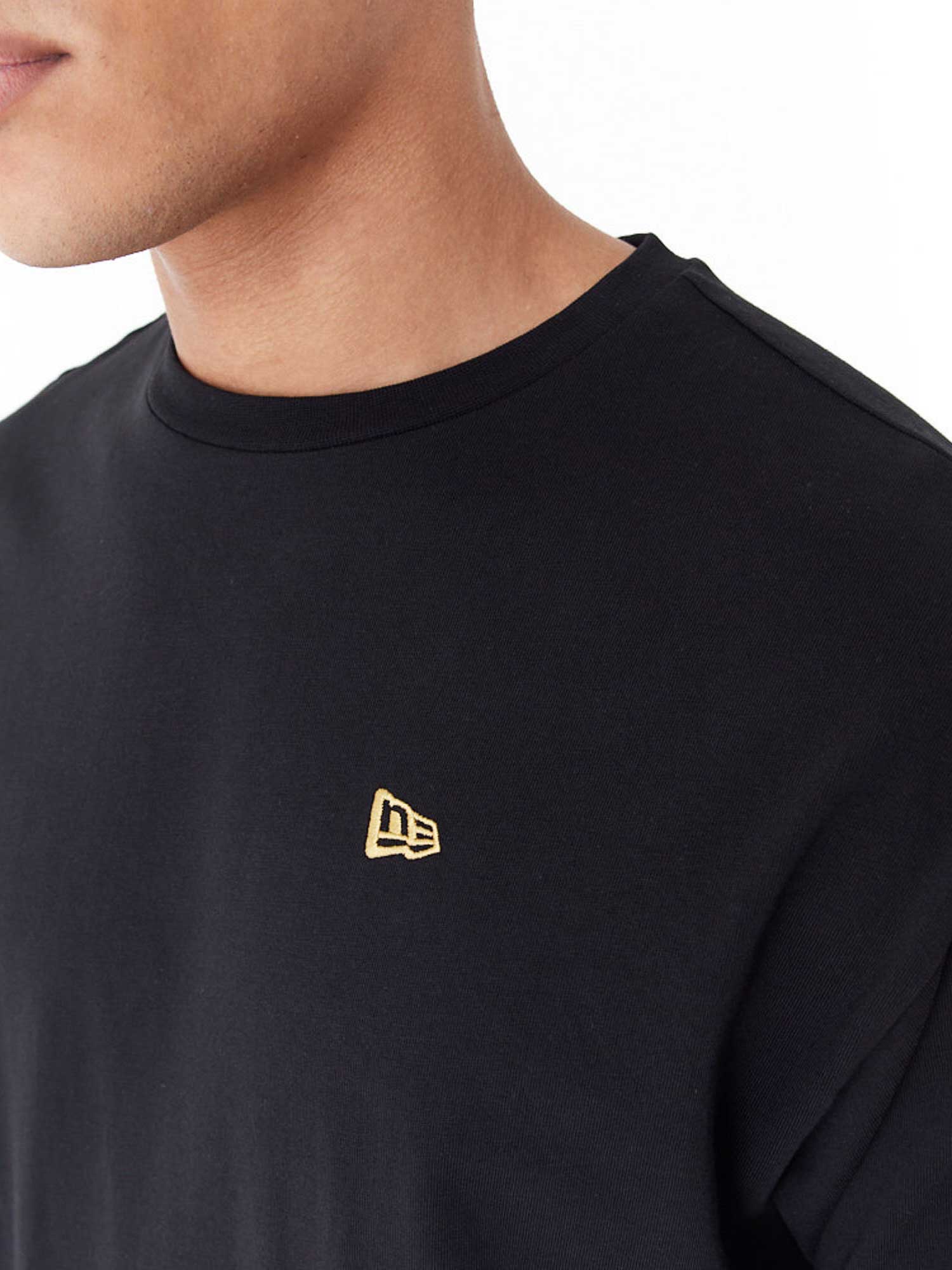 NEW ERA Тениска NE STICKER OS TEE