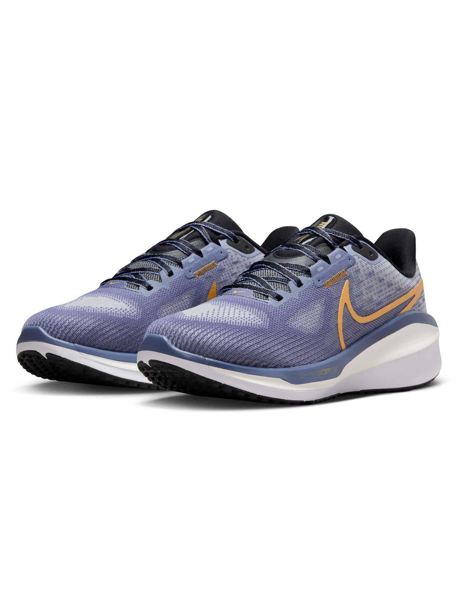 NIKE Обувки W VOMERO 17