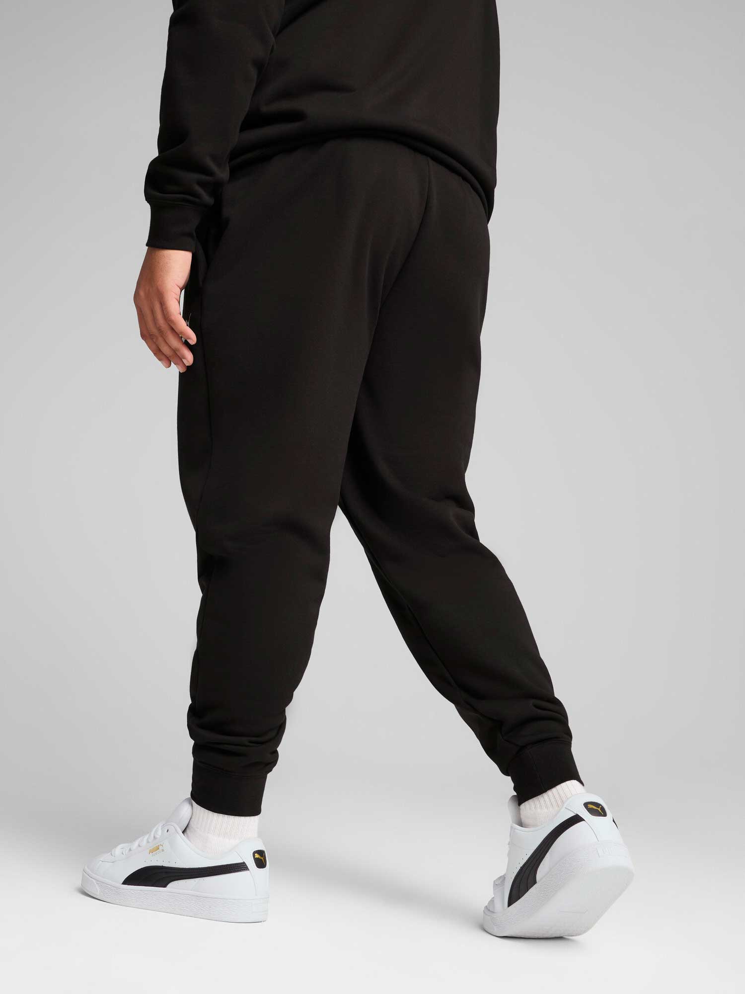 PUMA Спортно долнище ESS No. 1 Logo Sweatpants FL cl