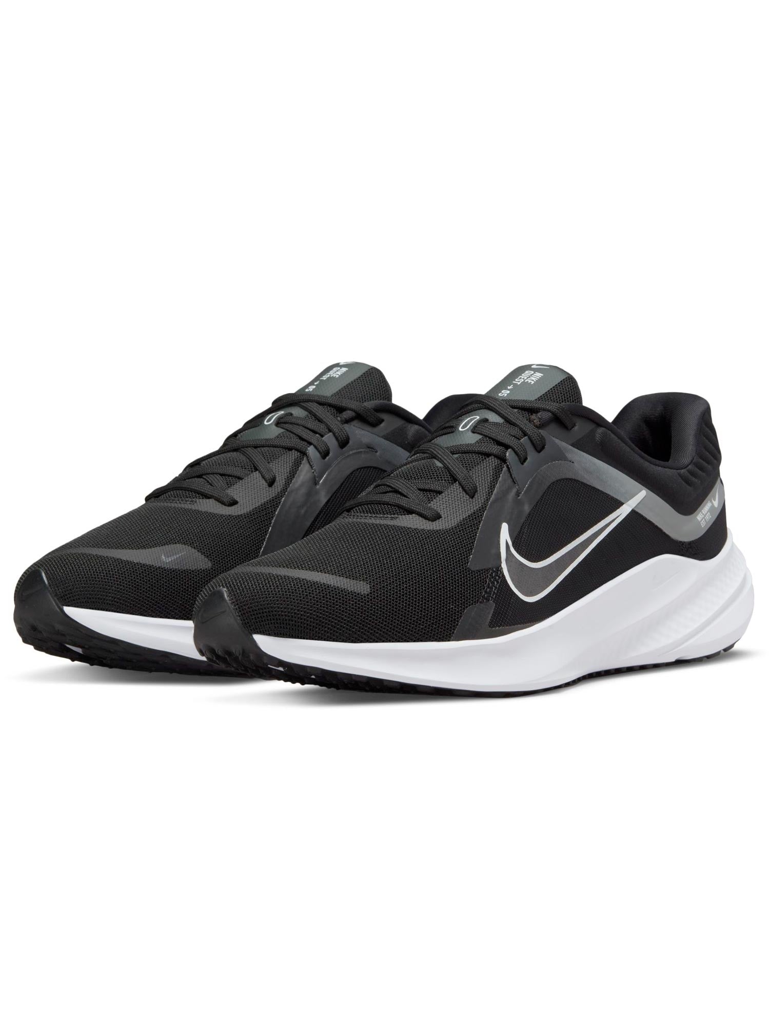 NIKE Обувки QUEST 5