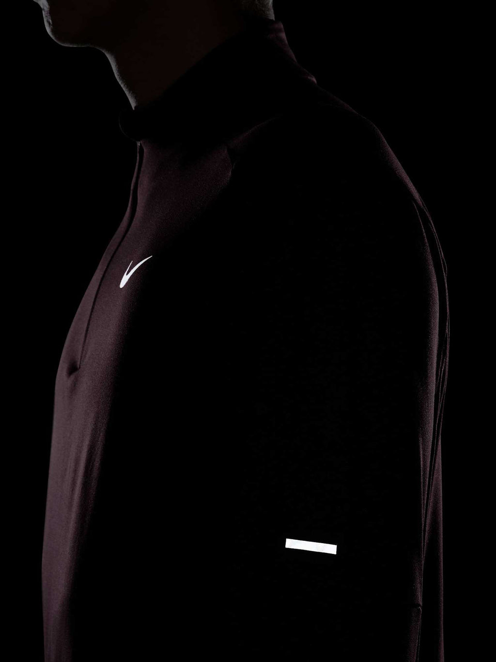 NIKE Блуза M NK DF ELMNT TOP HZ