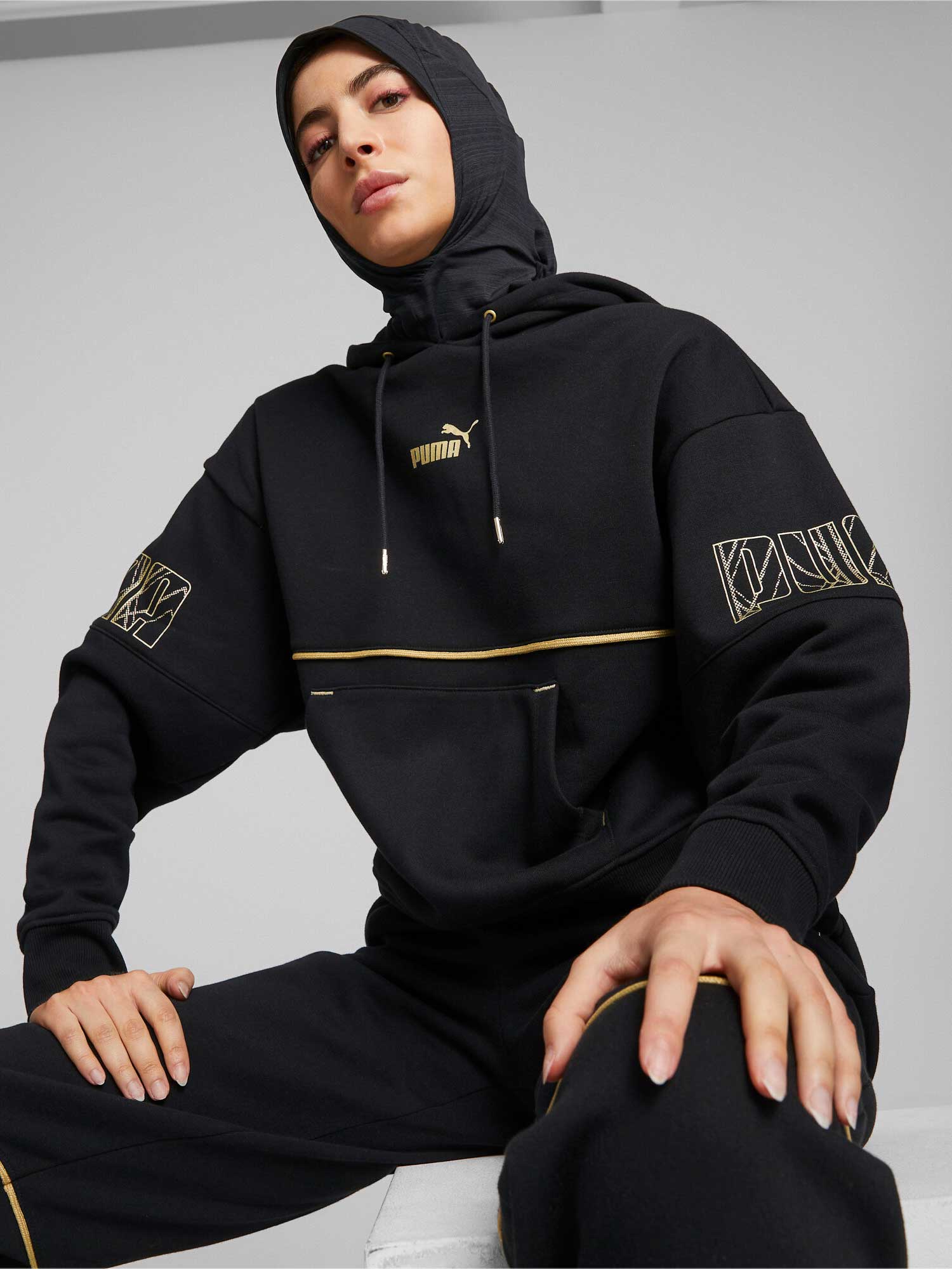 PUMA Суитшърт Power Deco Glam