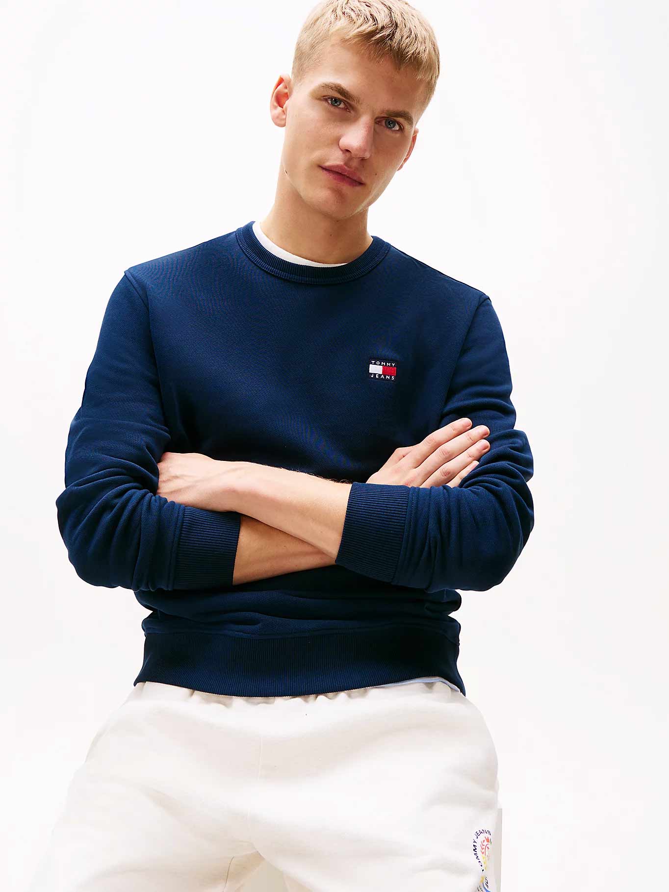 TOMMY JEANS Блуза TJM REG BADGE CREW EXT