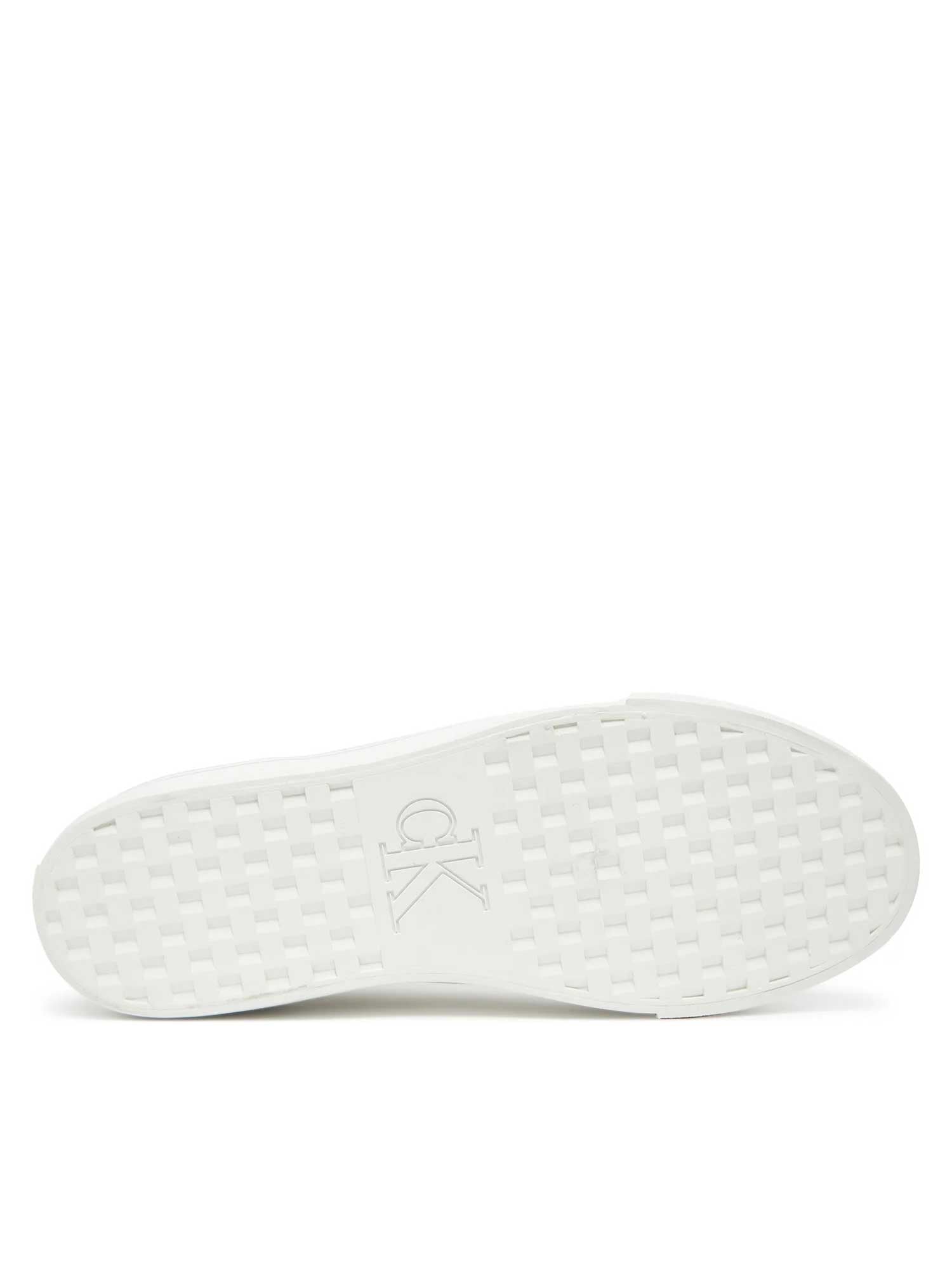 Calvin Klein Jeans Обувки VULC FLATF LTH SILVER LOGO TAG