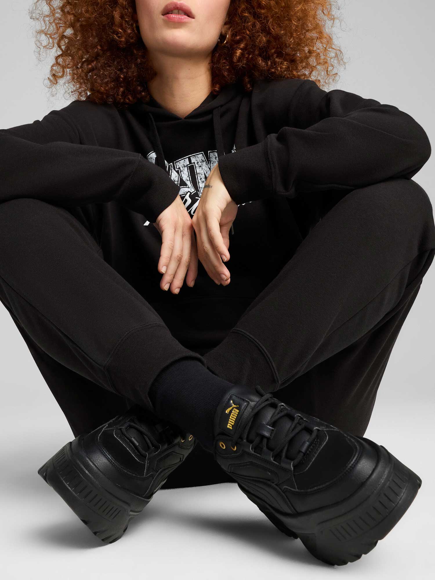 PUMA Спортно долнище SQUAD Sweatpants TR cl