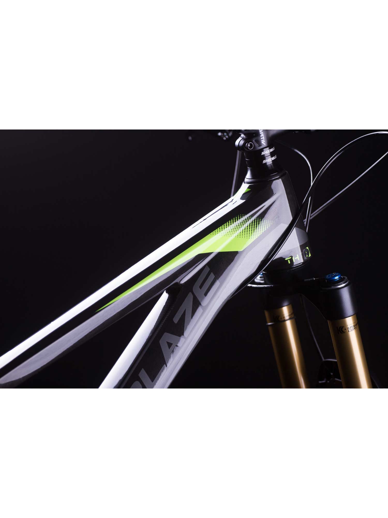 SHOCKBLAZE Планински велосипед TRACE TEAM CARB 27.5 spd 570mm
