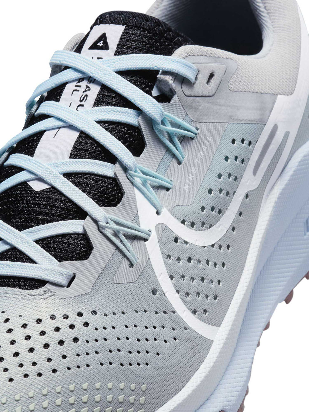 NIKE Обувки W REACT PEGASUS TRAIL 4