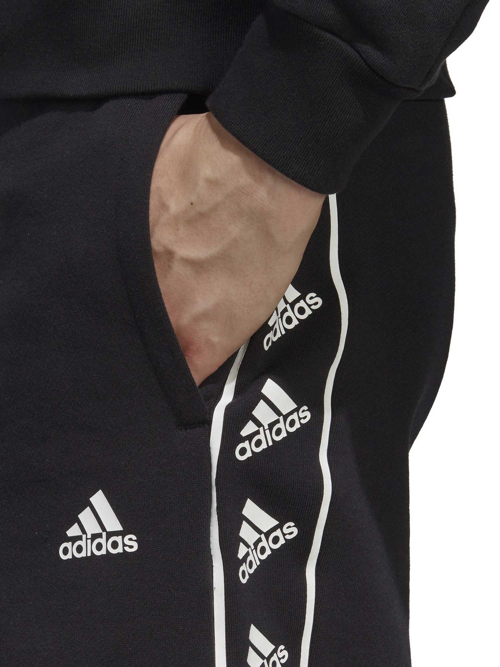 ADIDAS SPORTSWEAR Къси панталони Brandlove