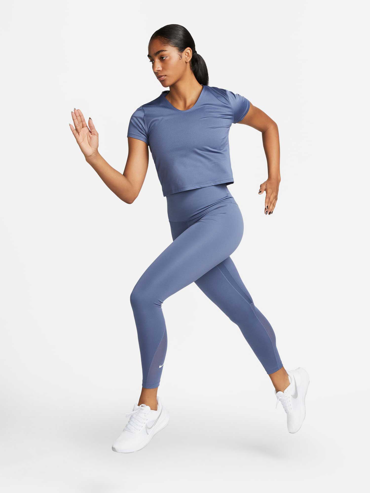 NIKE Тениска W NK DF SS TOP SSNL NV