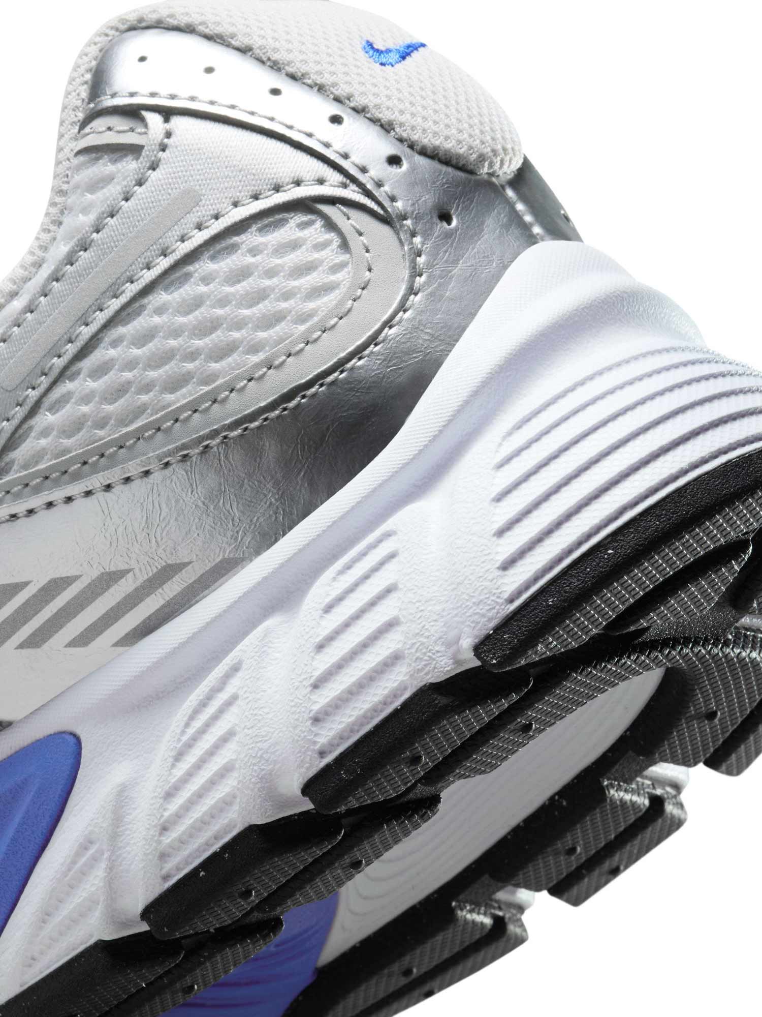 NIKE Обувки V5 RNR