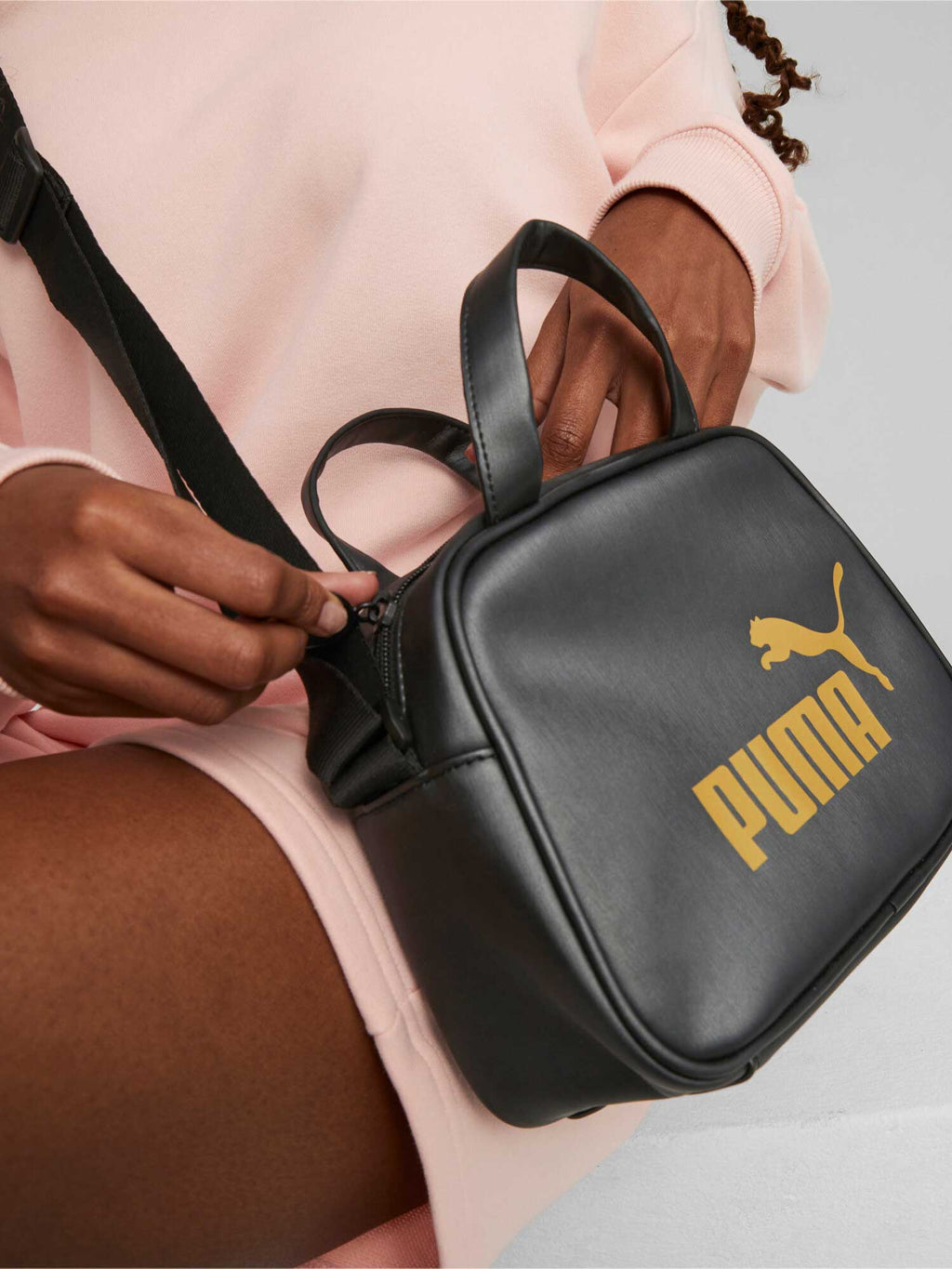 PUMA Чанта Core Up Boxy X-Body