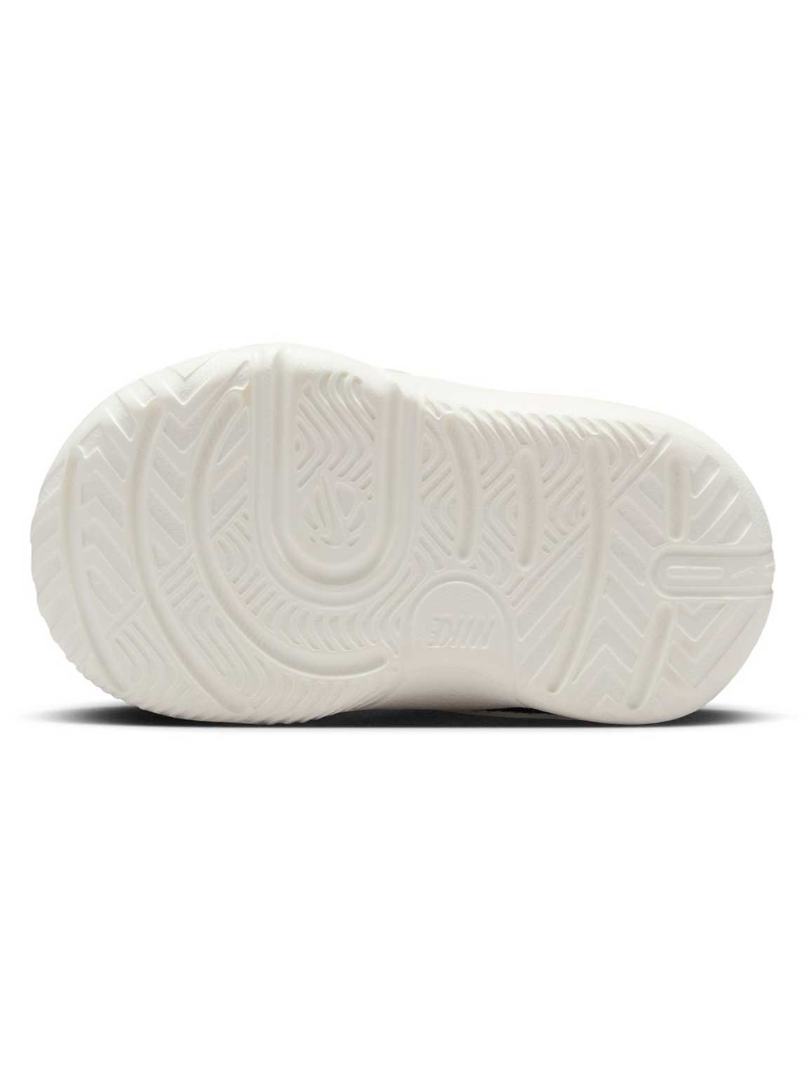 NIKE Обувки TEAM HUSTLE D 11 (TD)