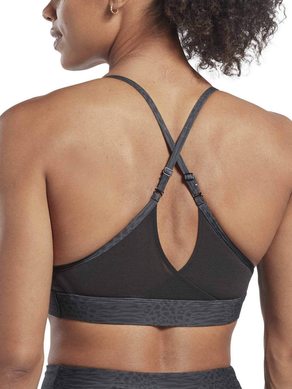 REEBOK Спортен сутиен Lux Strappy Sports Modern Safari
