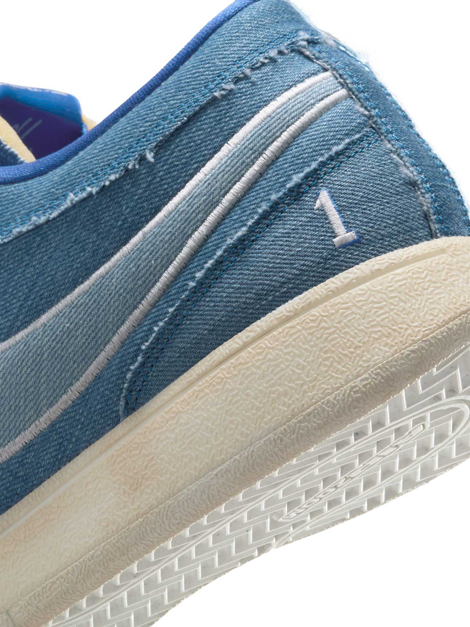 NIKE Обувки BOOK 1 BLUE