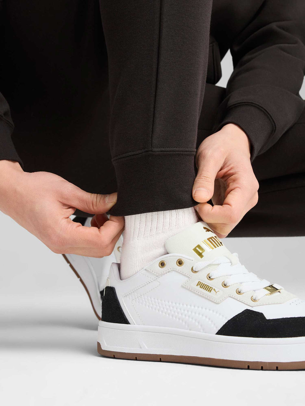 PUMA Спортно долнище SQUAD Sweatpants TR cl