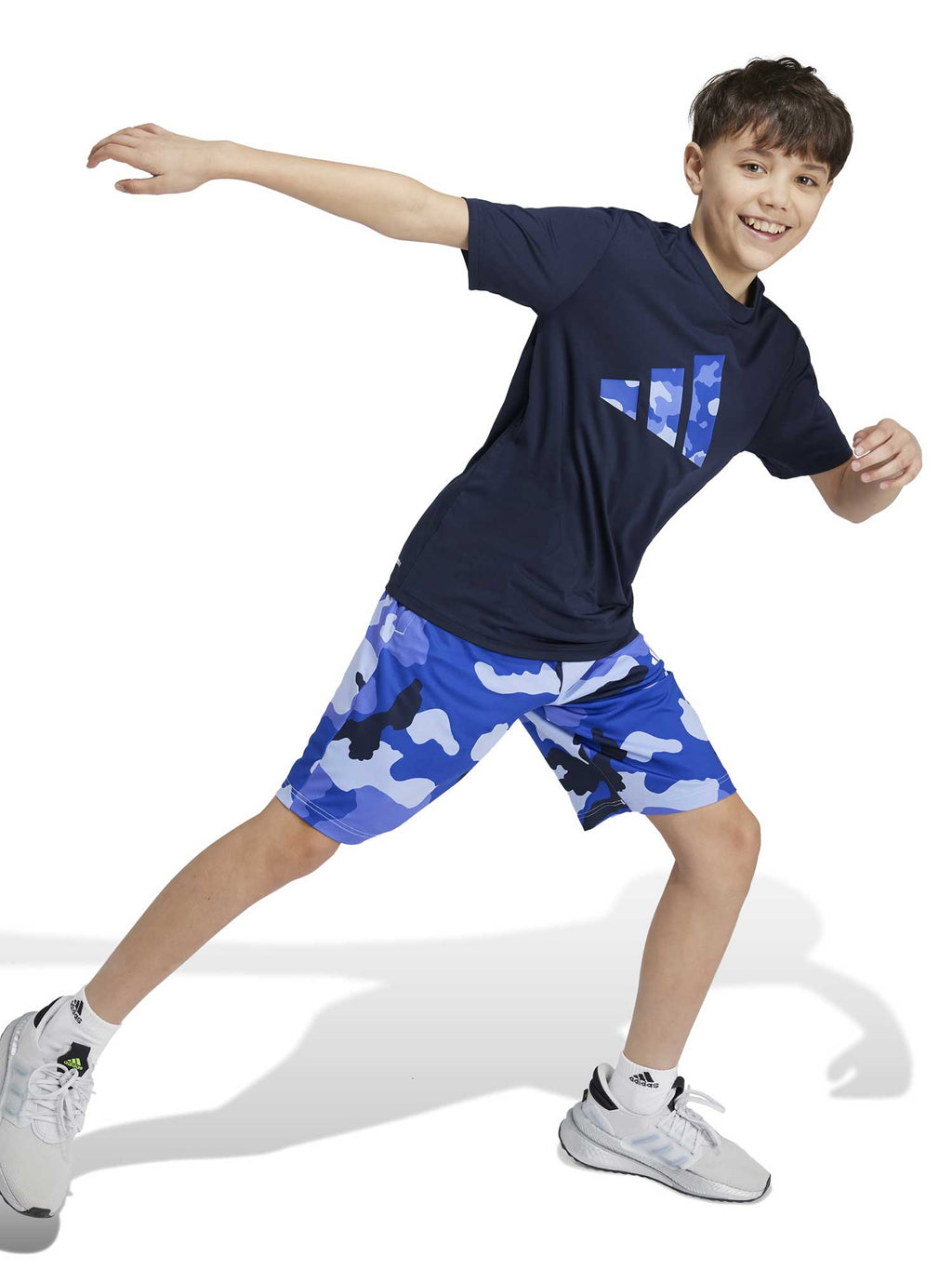ADIDAS SPORTSWEAR Тениска Train Essentials Seasonal Print