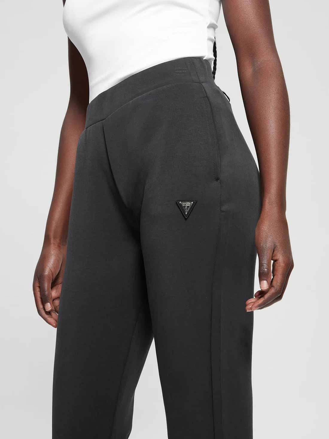 GUESS Спортно долнище OLYMPE LONG PANTS