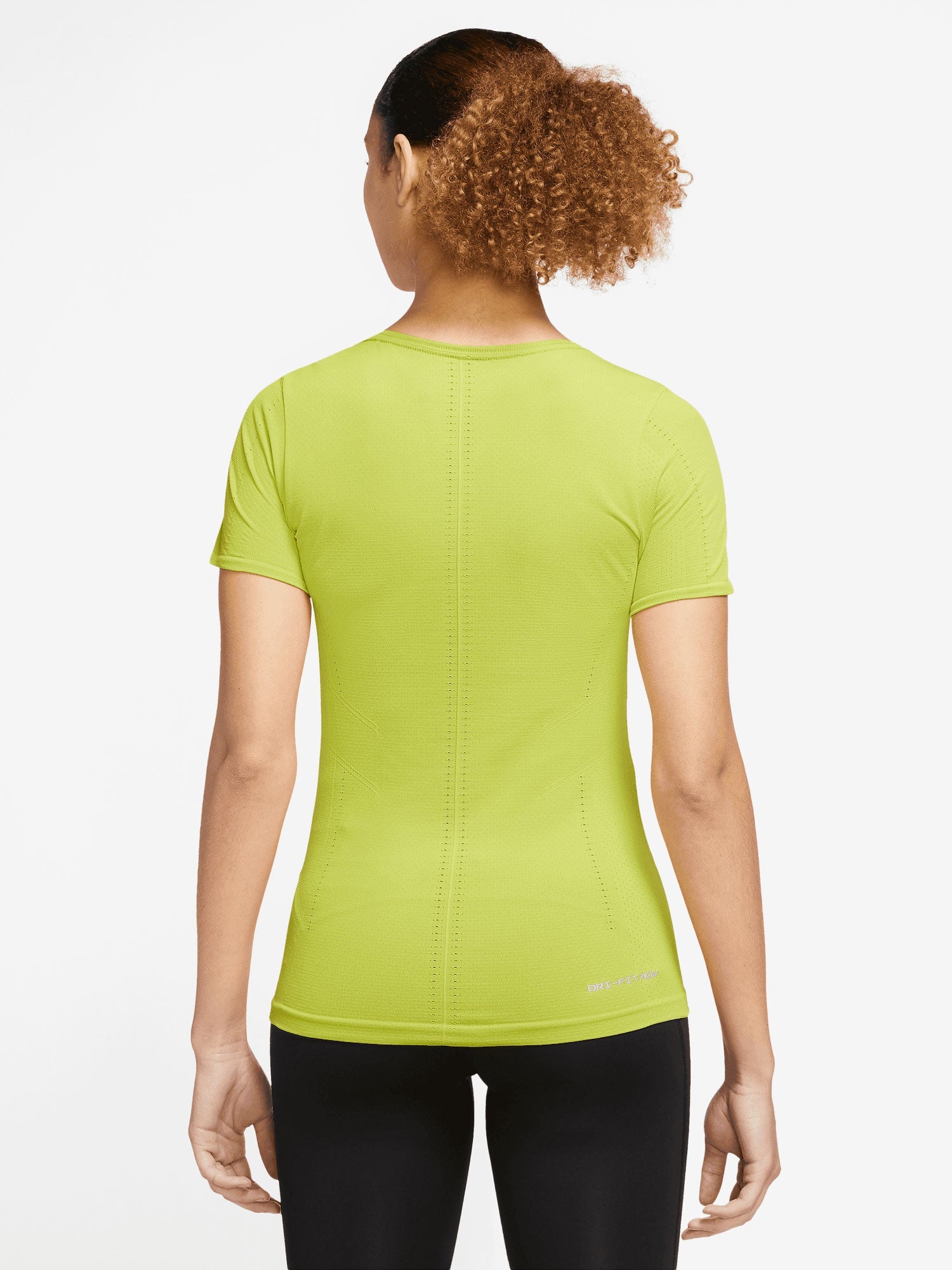 NIKE Тениска W NK DFADV AURA SLIM SS TOP