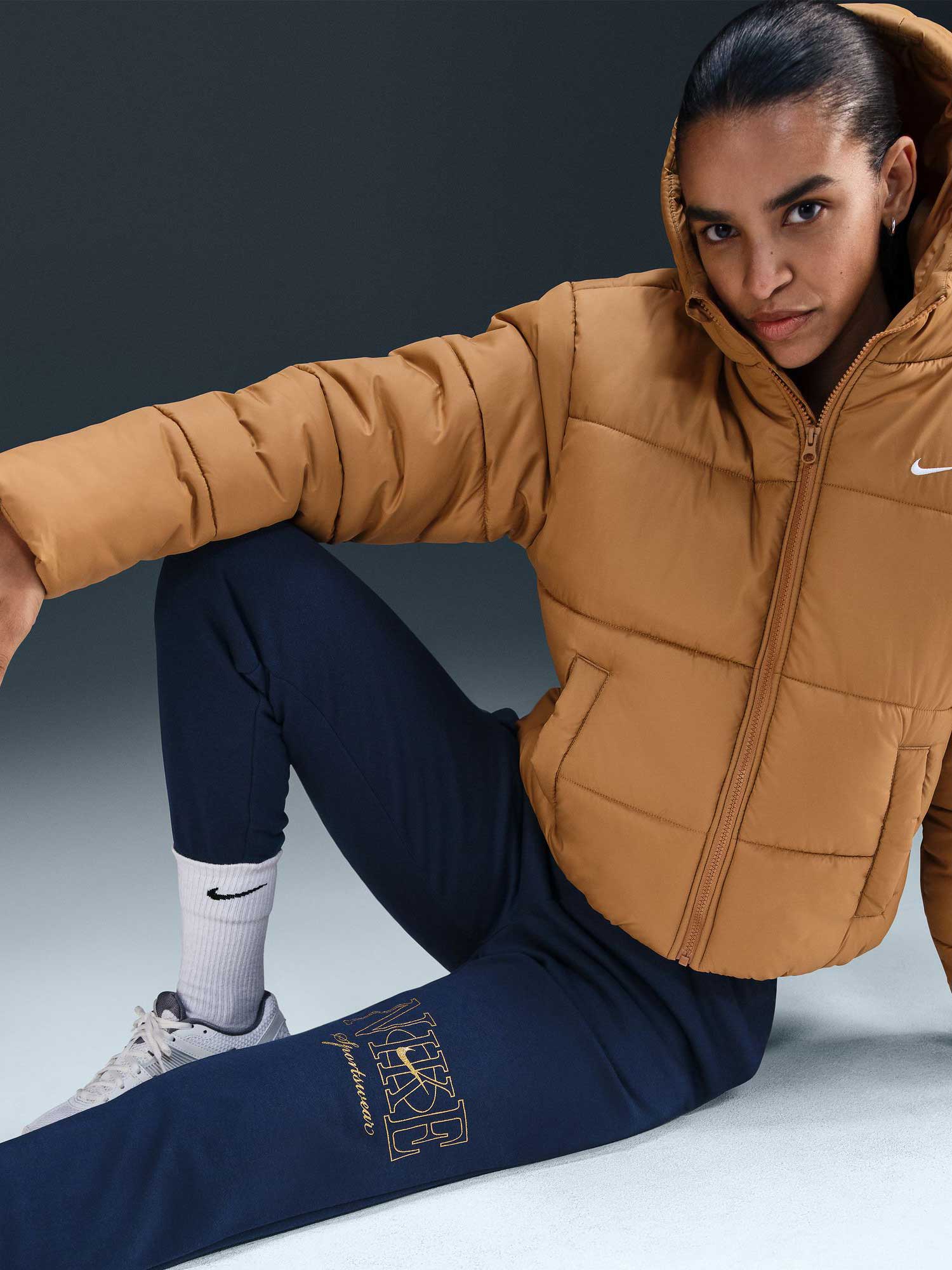 NIKE Спортно долнище W NSW CLUB STD PANT SHINE
