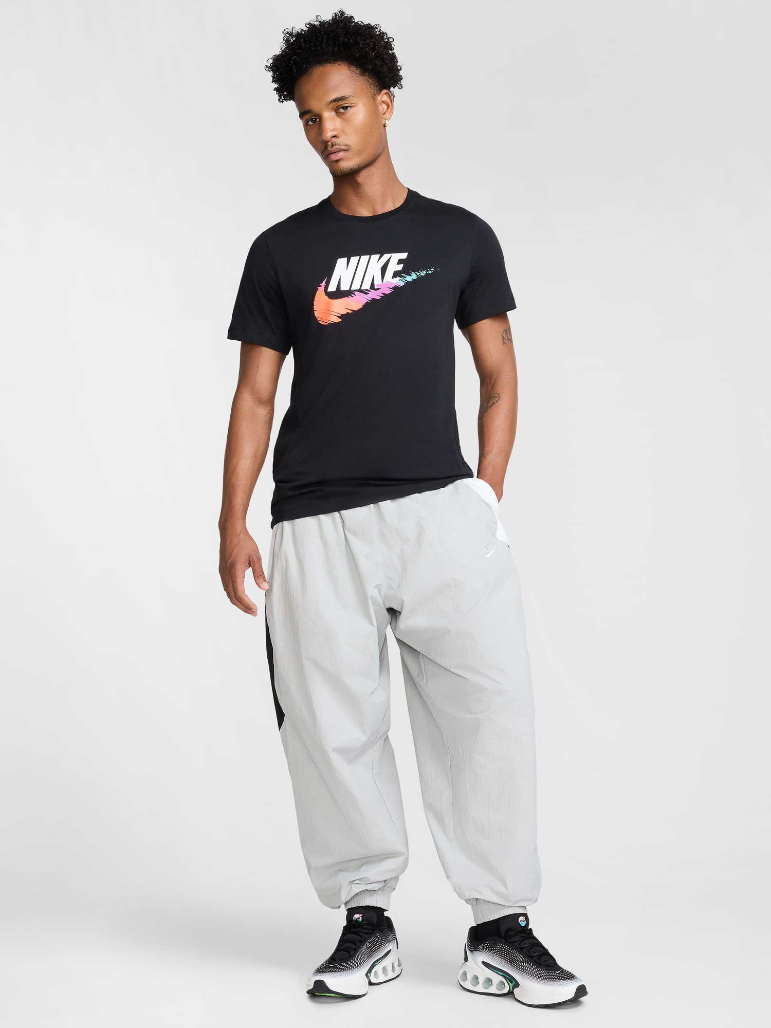 NIKE Тениска M NSW TEE 6MO FTRA SP25