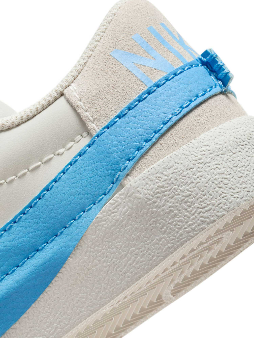 NIKE Обувки W BLAZER LOW '77 JUMBO