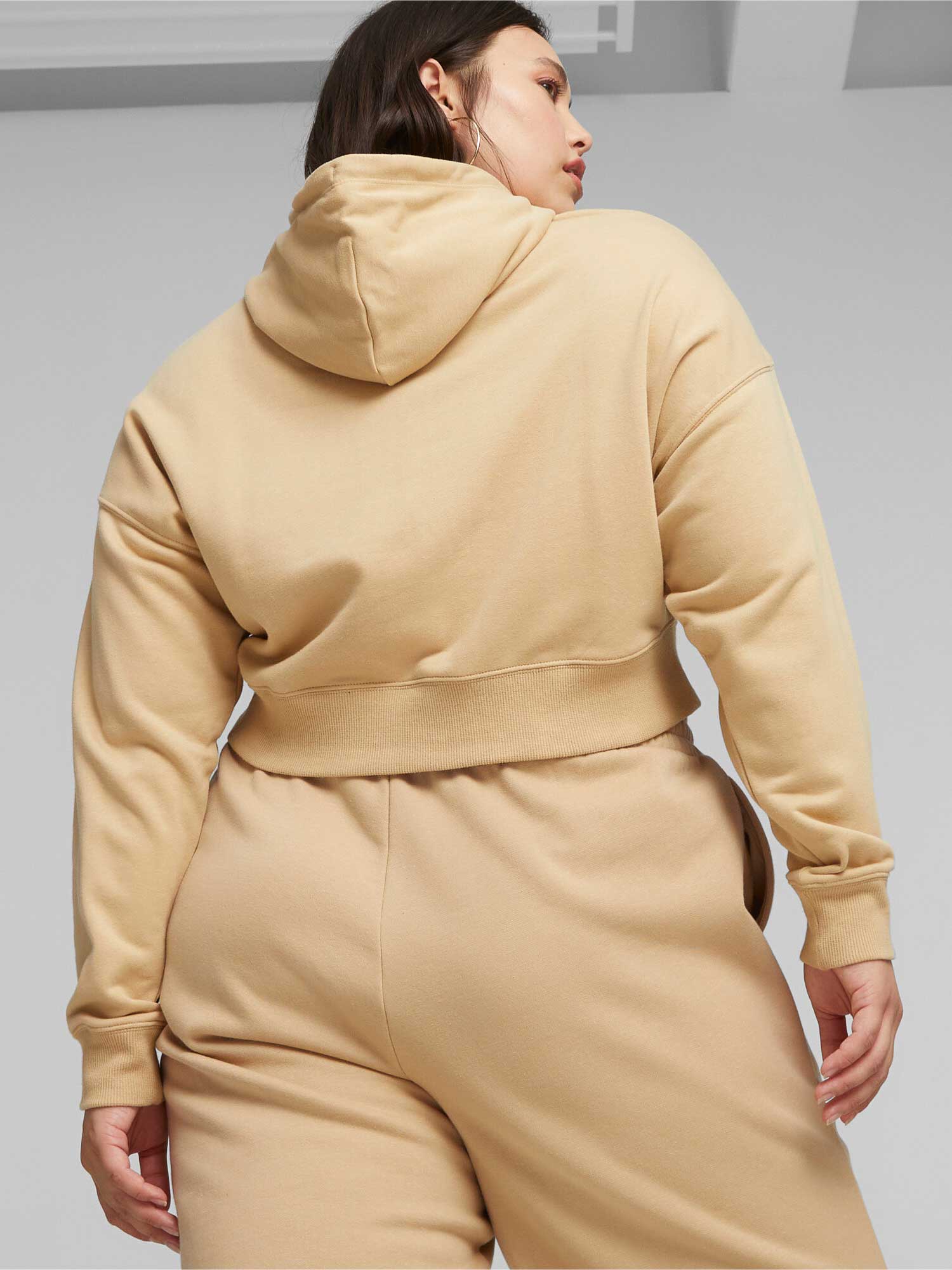 PUMA Суитшърт CLASSICS Cropped Hoodie TR