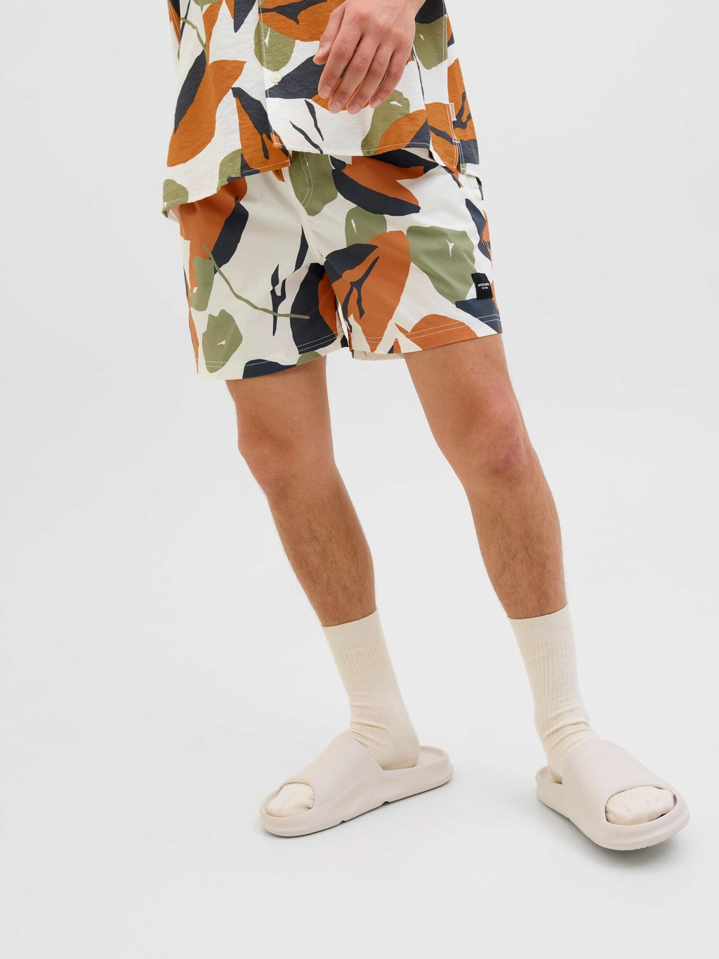 JACK & JONES Плувни шорти JPSTMAUI JJSWIM OCEAN DAYS AKM