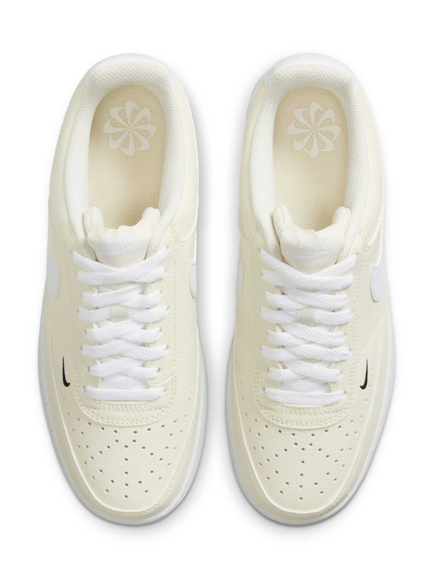 NIKE Обувки W COURT VISION LO NN