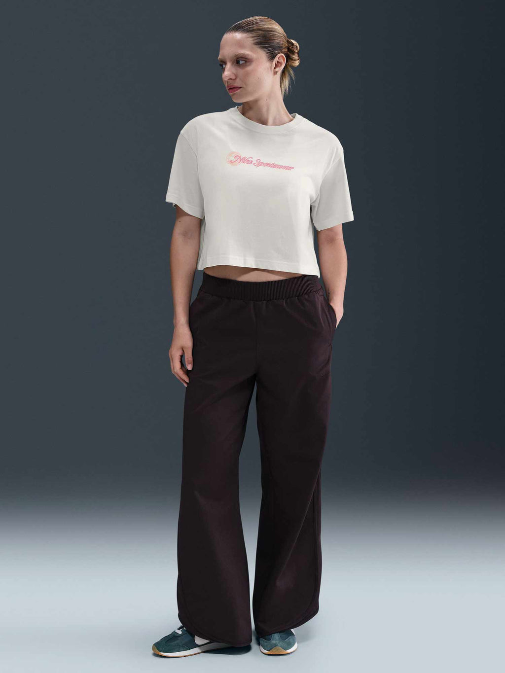 NIKE Тениска W NSW CLUB SS CROP TEE CC