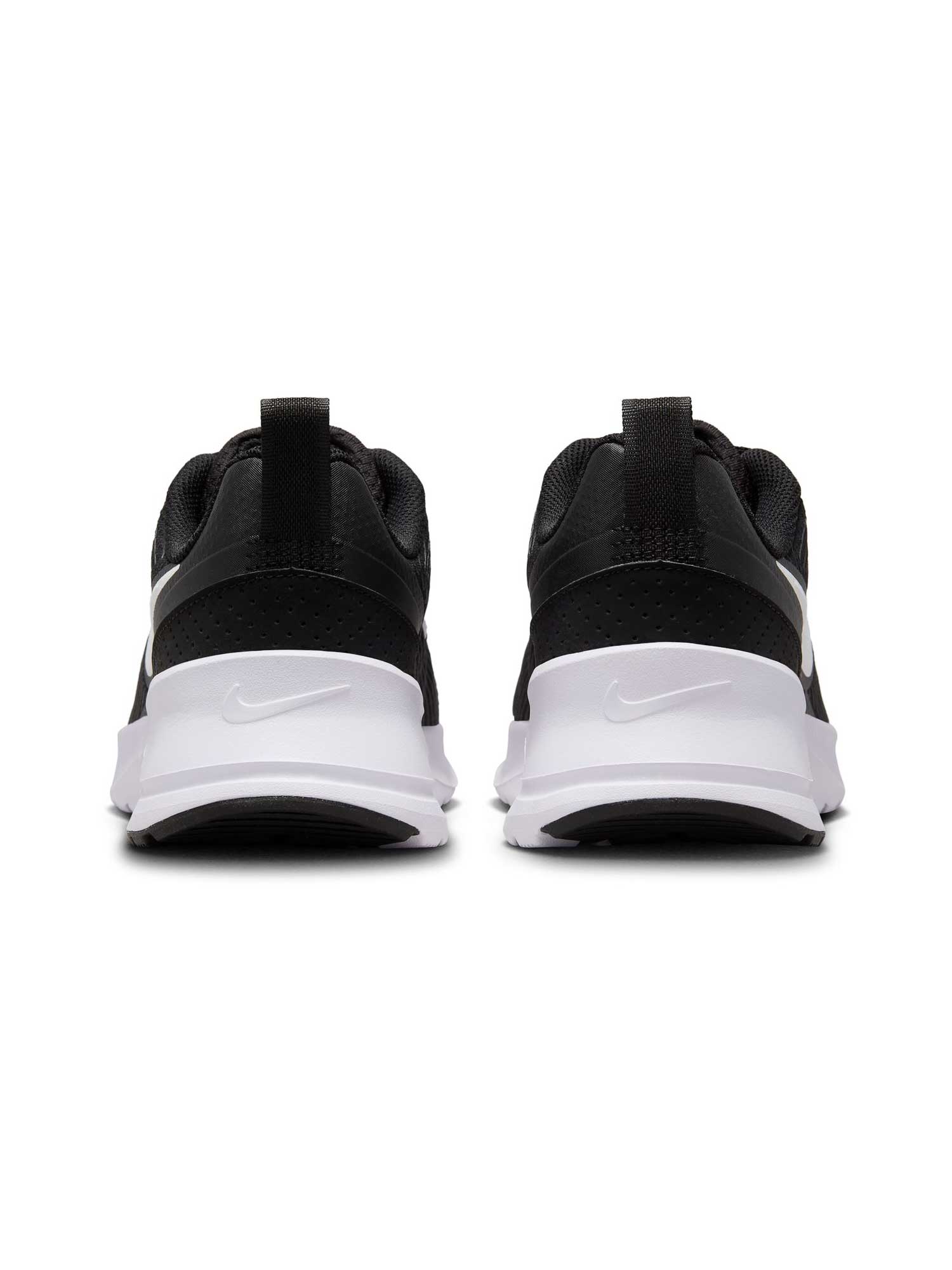 NIKE Обувки W AIR MAX NUAXIS