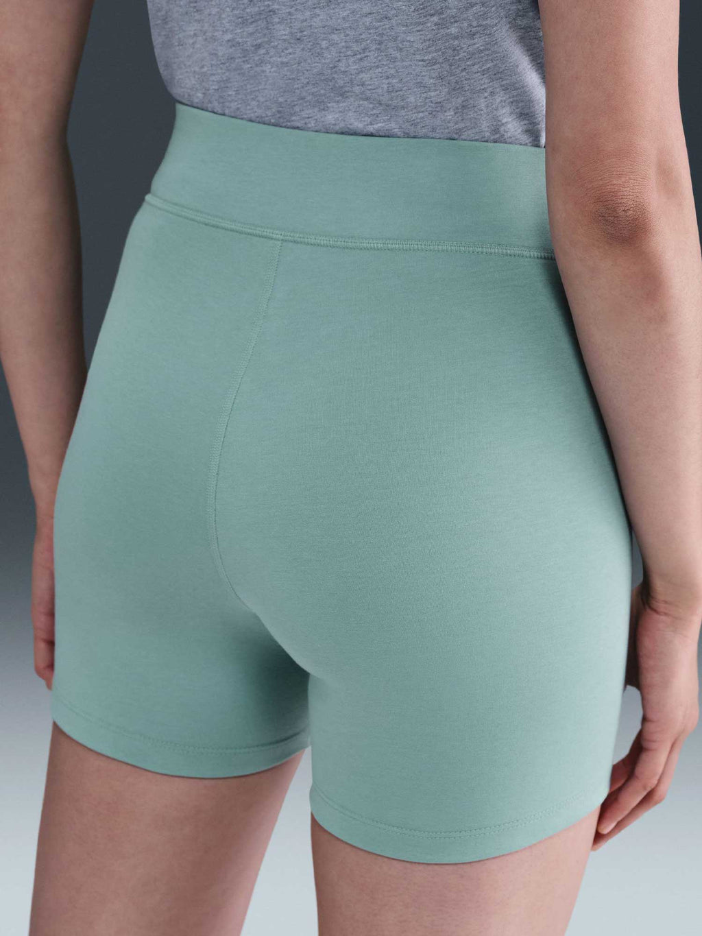 NIKE Клин W NSW NK CLSC HR 5IN SHORT LBR