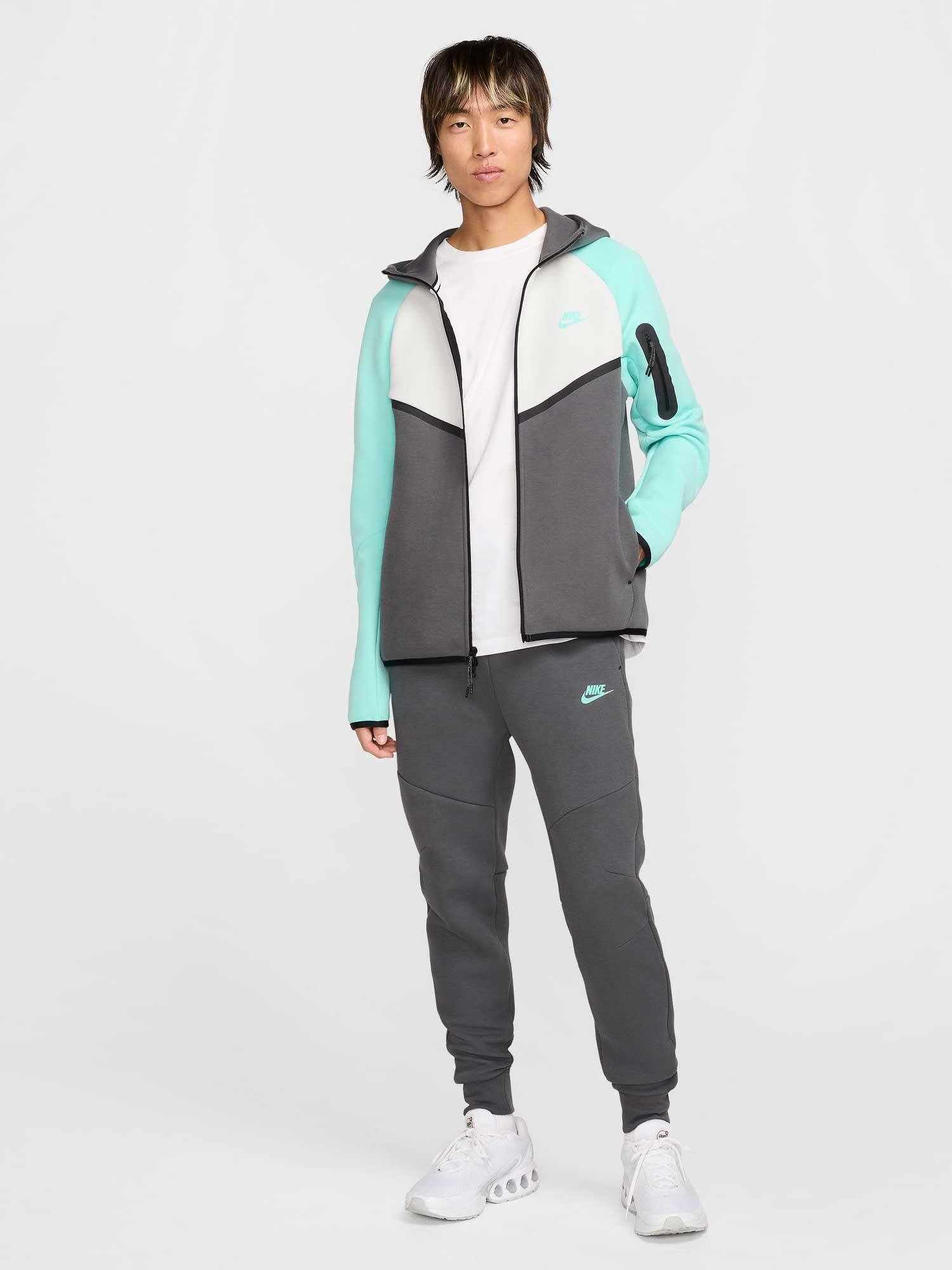 NIKE Суитшърт M NK TECH FLC FZ WR HOODIE