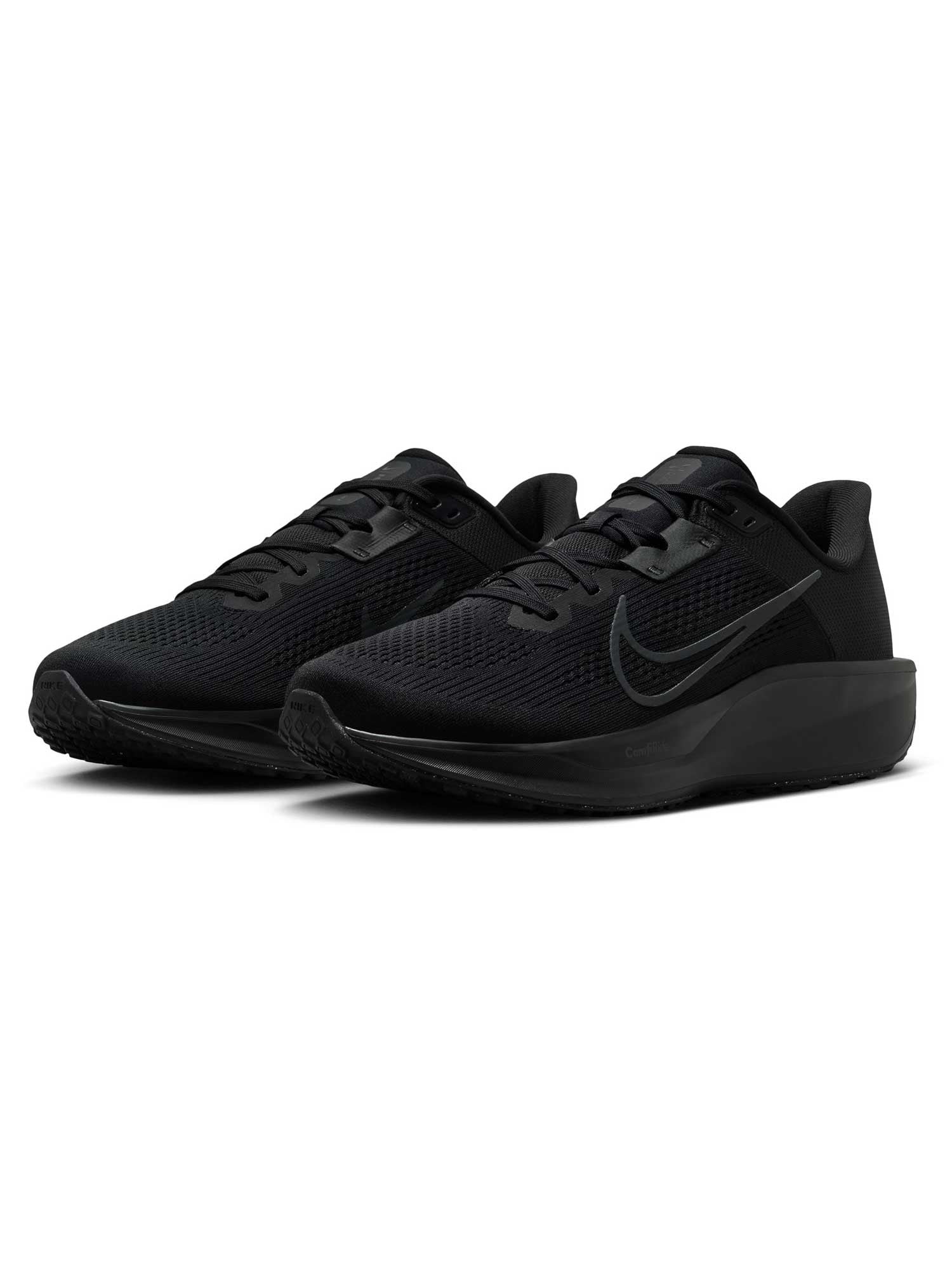 NIKE Обувки QUEST 6