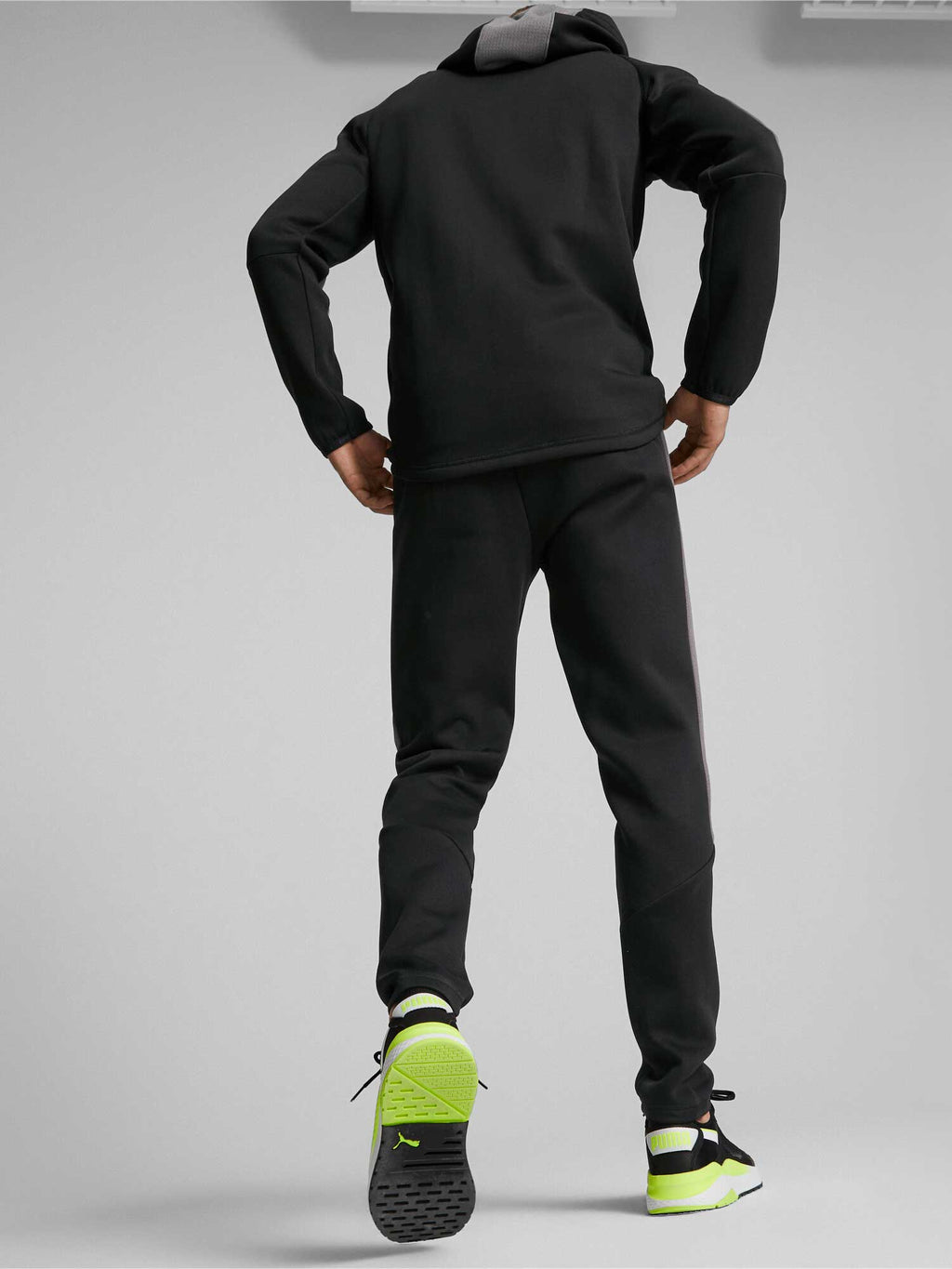 PUMA Спортно долнище Evostripe