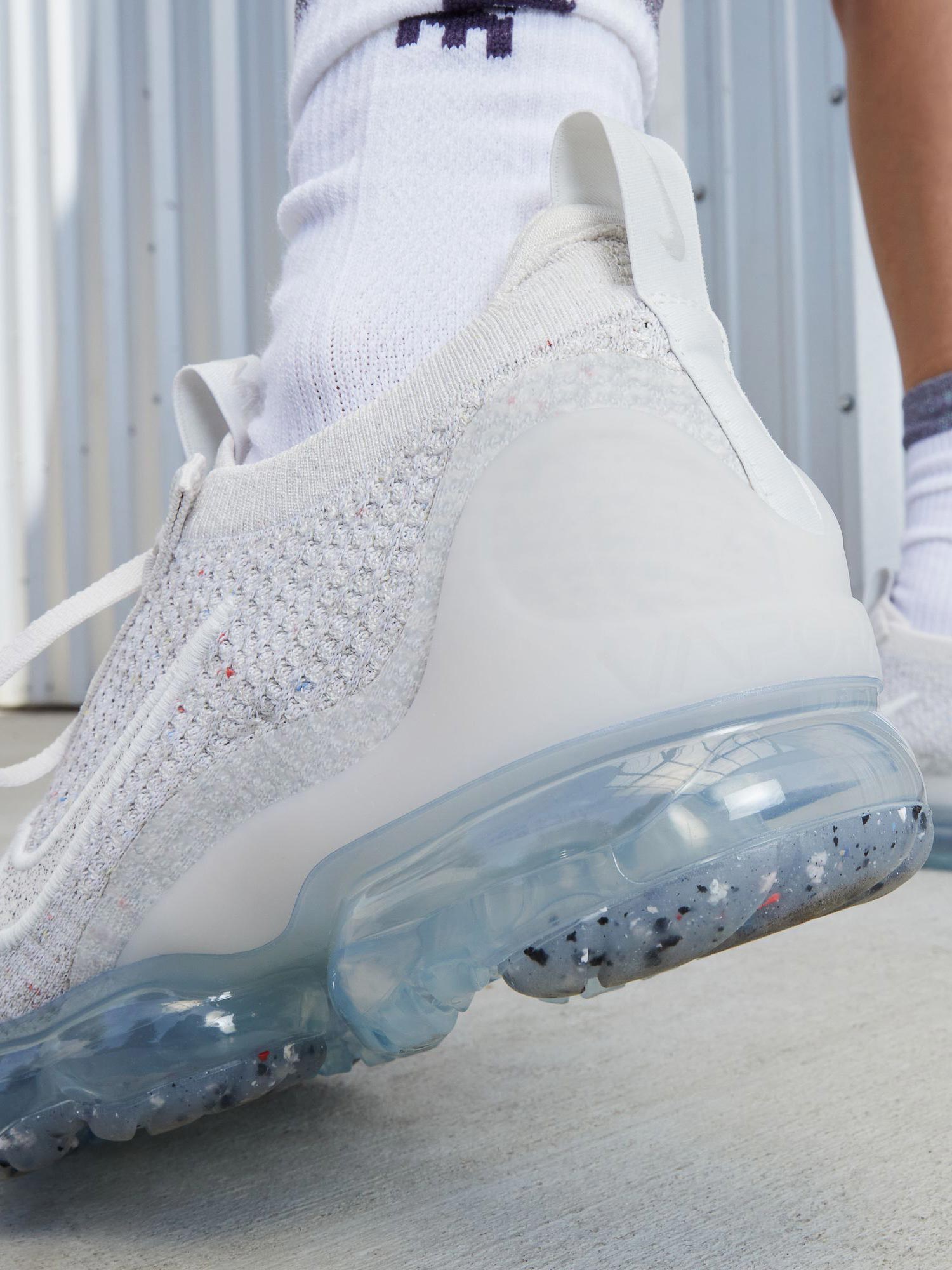 NIKE Обувки W AIR VAPORMAX 2021 FK