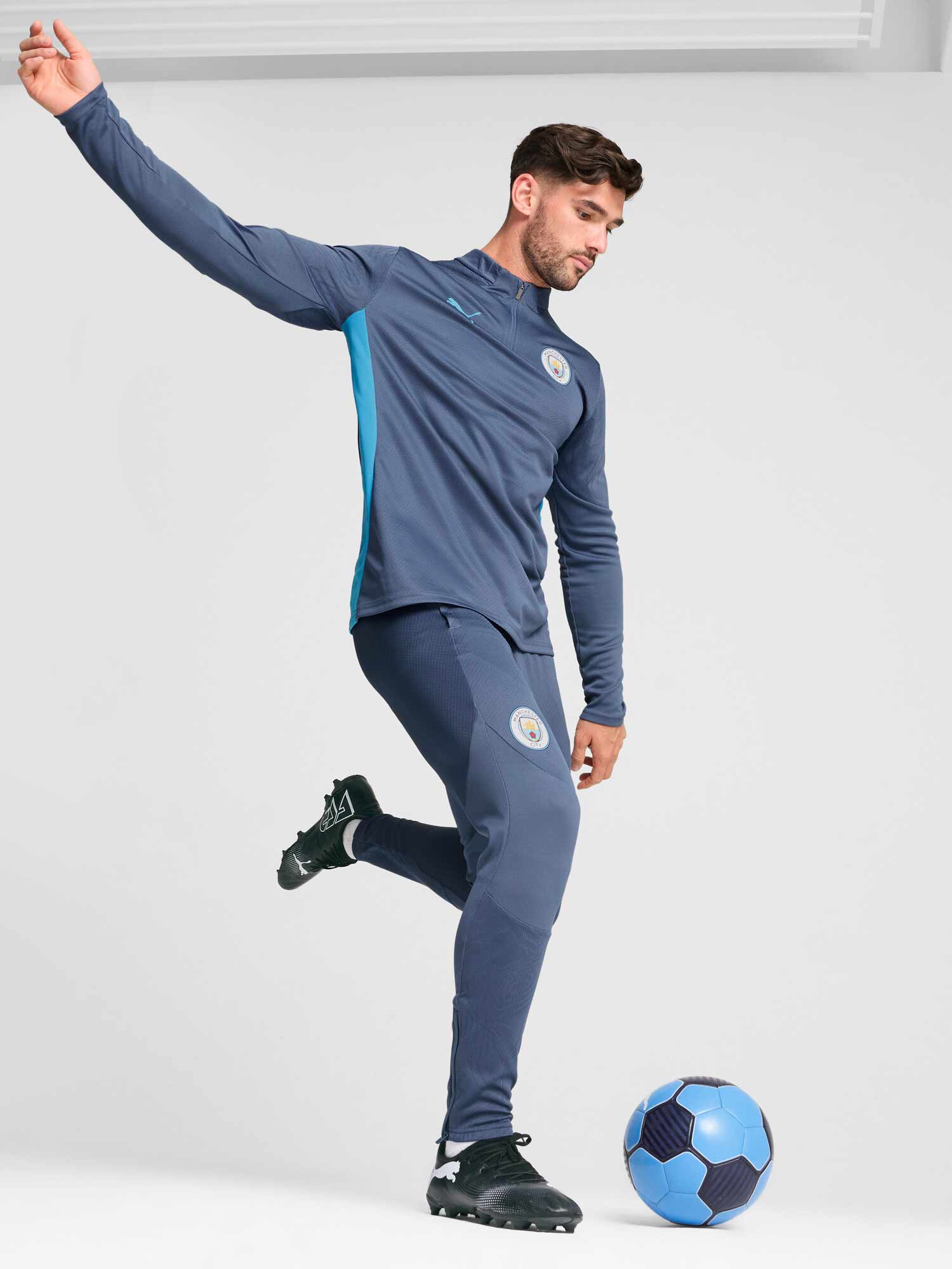 PUMA Спортно долнище MCFC Training Pants