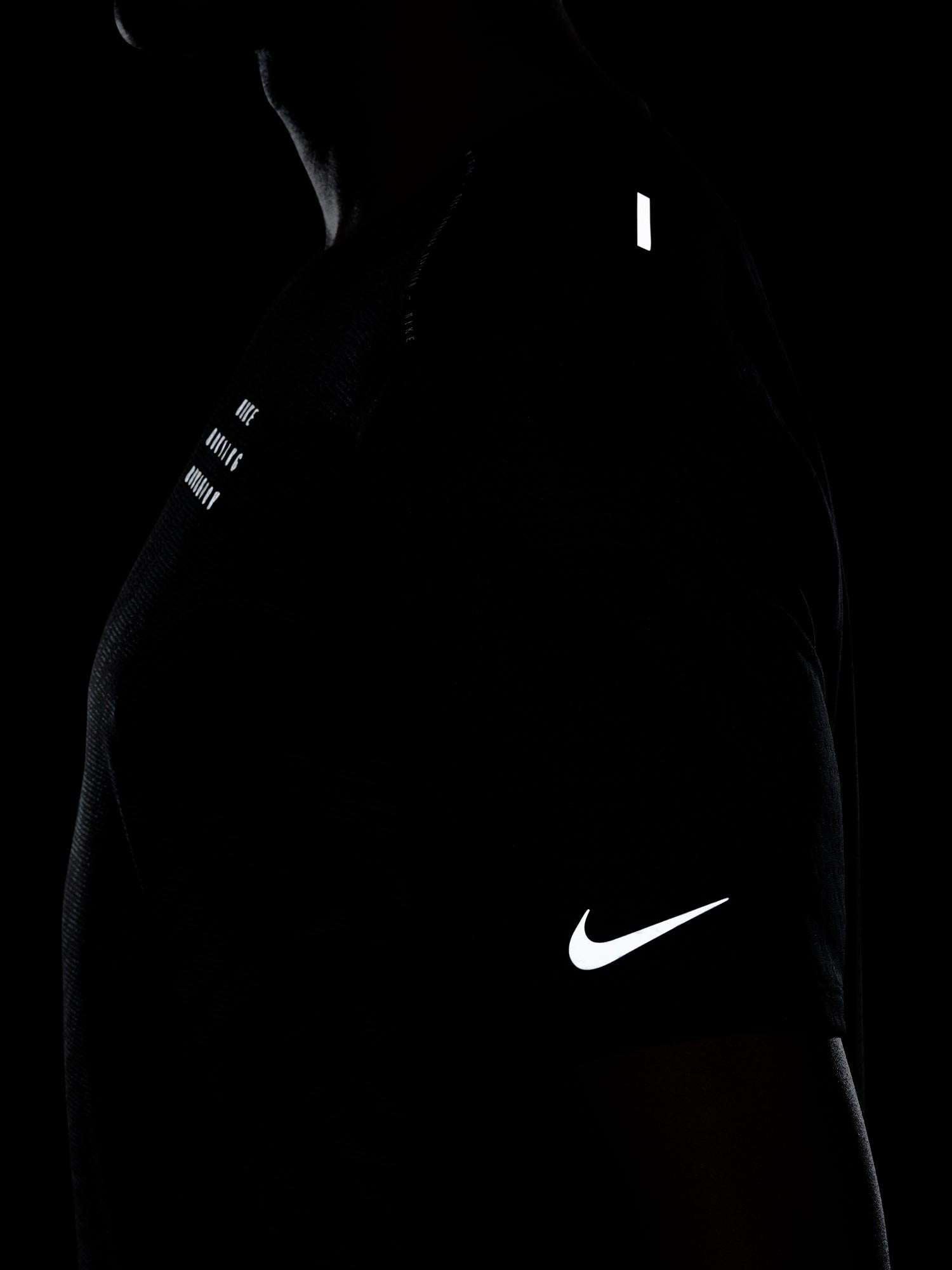NIKE Тениска M DF RUN DVN RISE 365