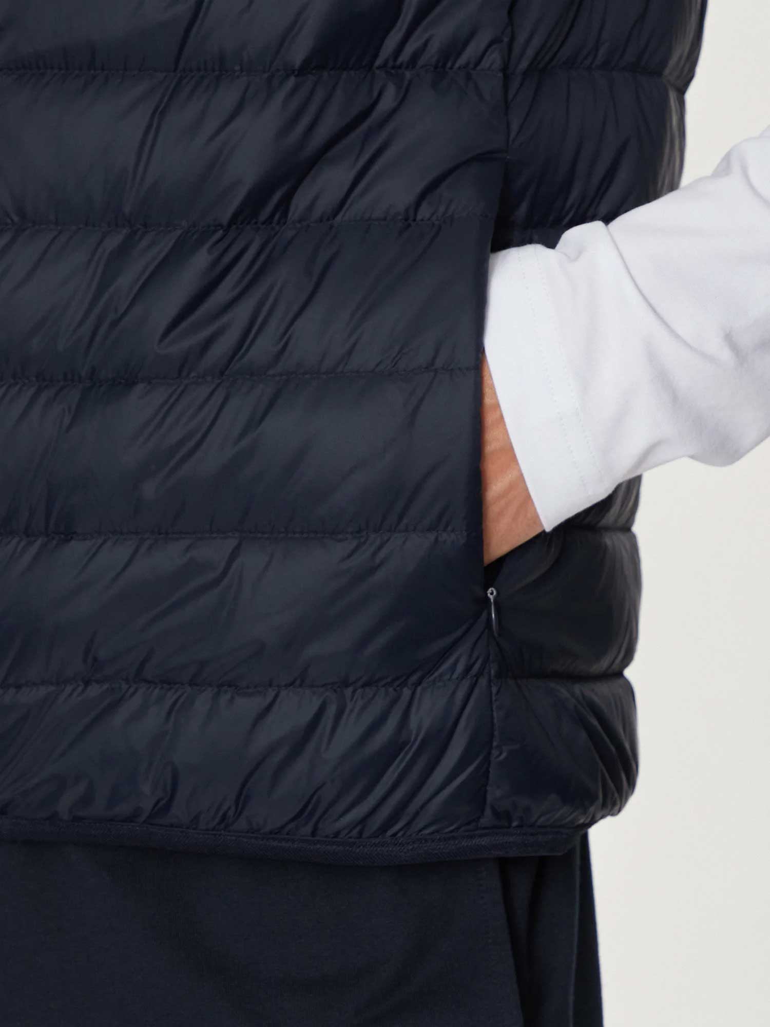 EA7 Emporio Armani Елек TRAIN CORE ID M DOWN LIGHT VEST CC