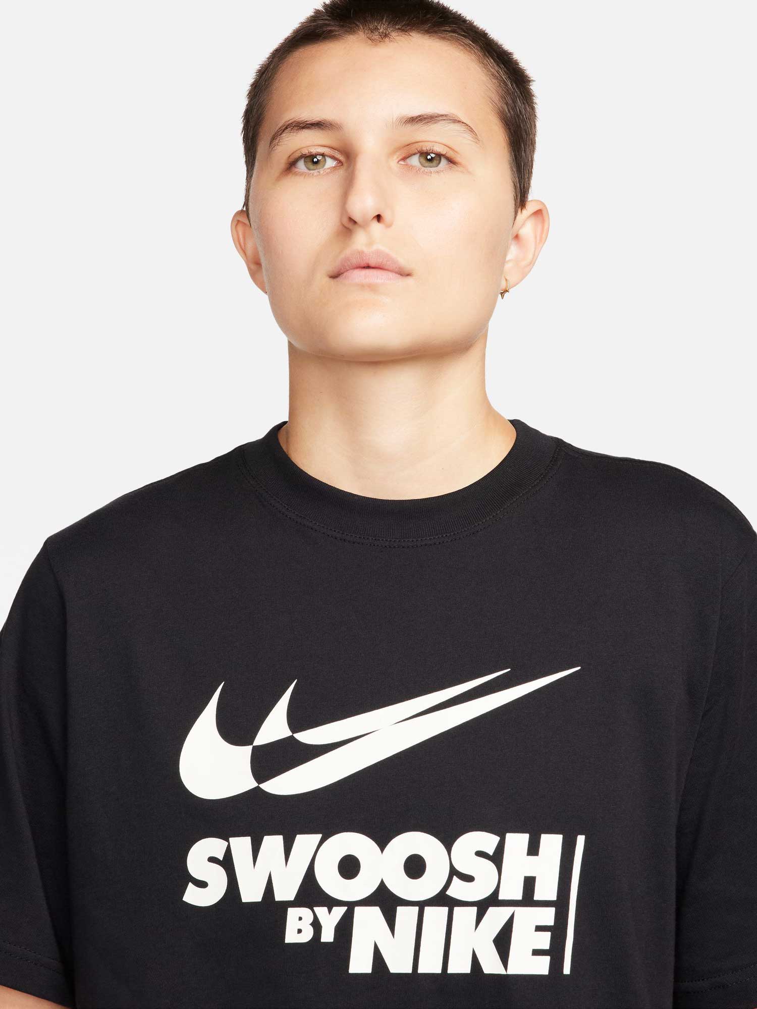 NIKE Тениска W NSW TEE BF GLS