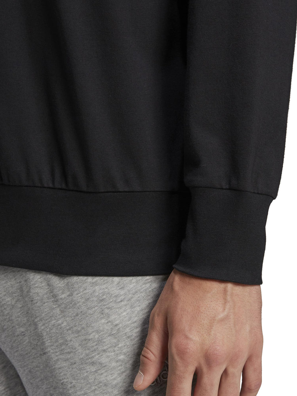 ADIDAS SPORTSWEAR Блуза Essentials Brandlove
