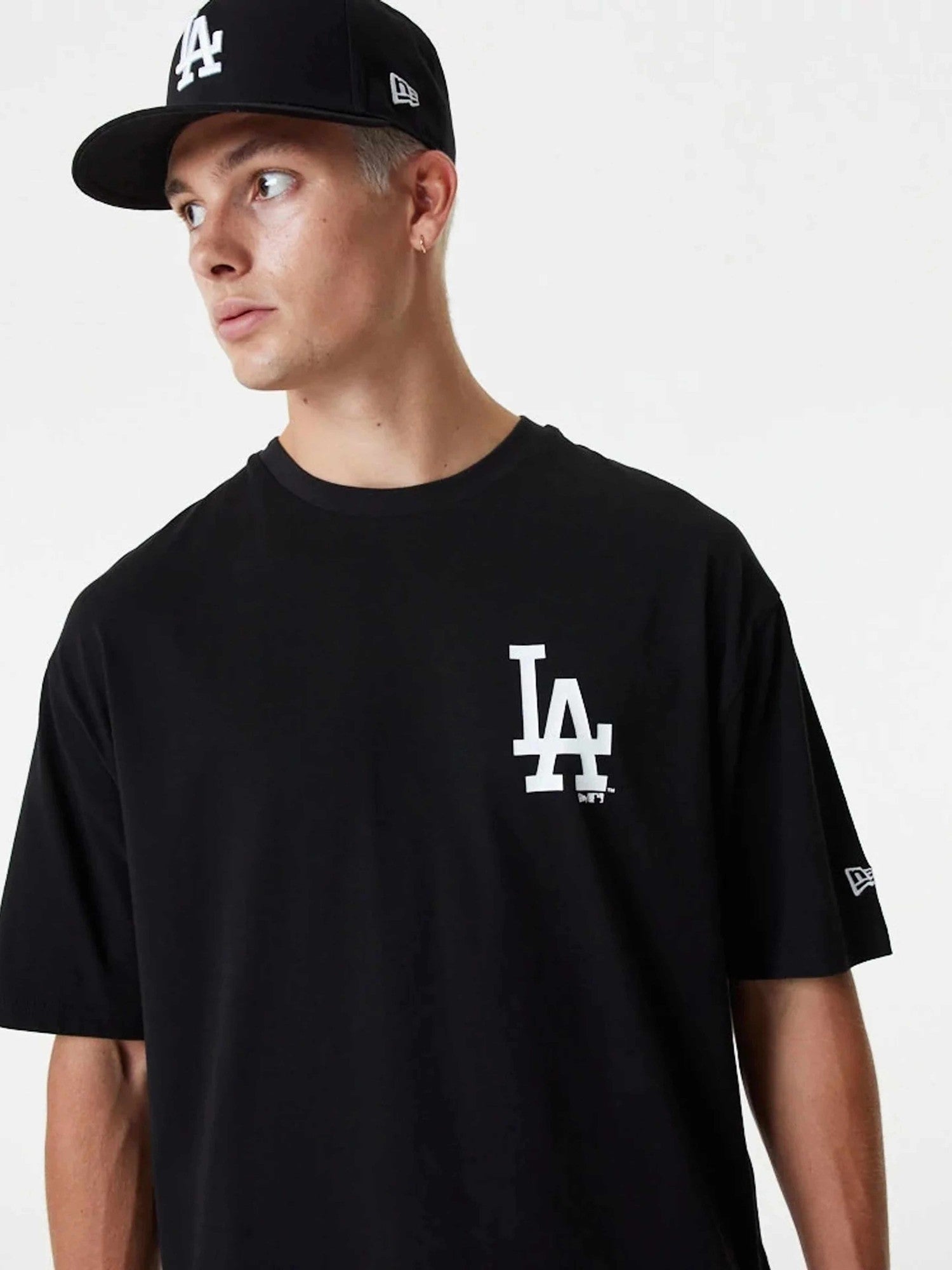 NEW ERA Тениска MLB ESSENTLS LC OS TEE LOSDOD