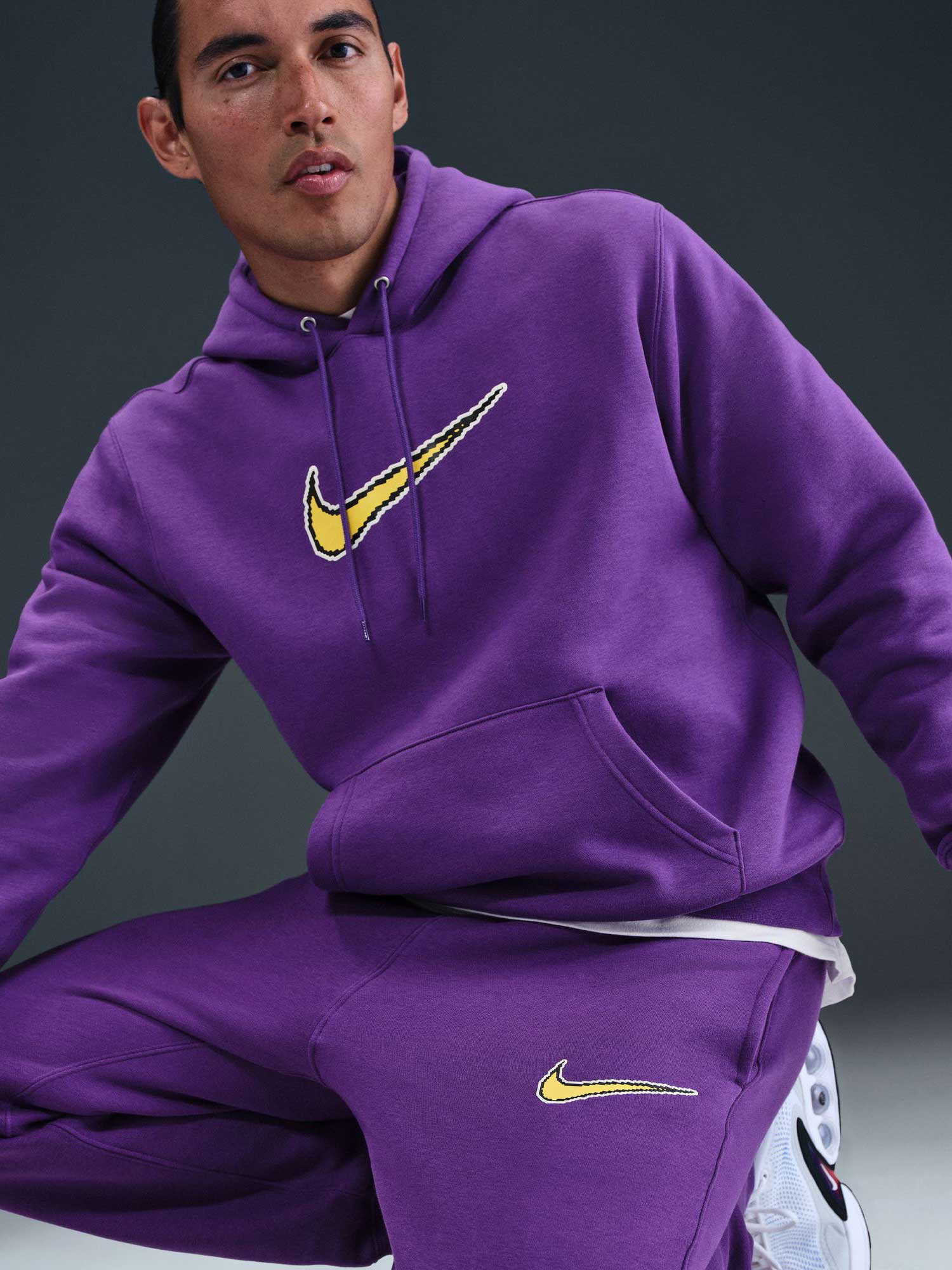 NIKE Спортно долнище M NK CLUB BB JGGR NEO VARSITY