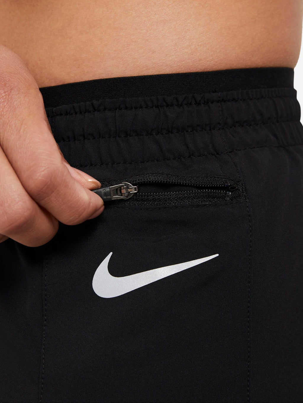 NIKE Къси панталони W TEMPO LUXE 5IN