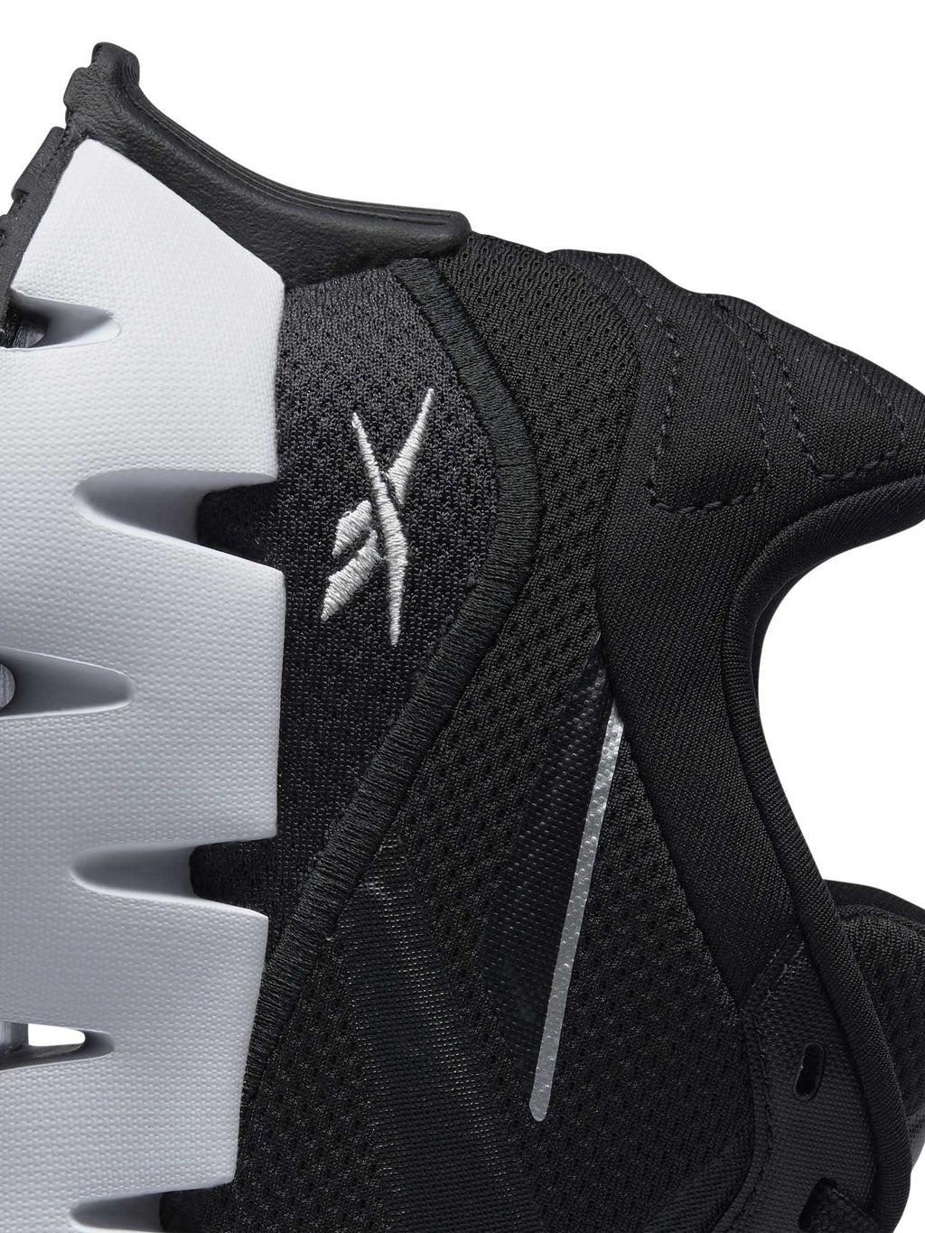 REEBOK Обувки ZIG DYNAMICA 4