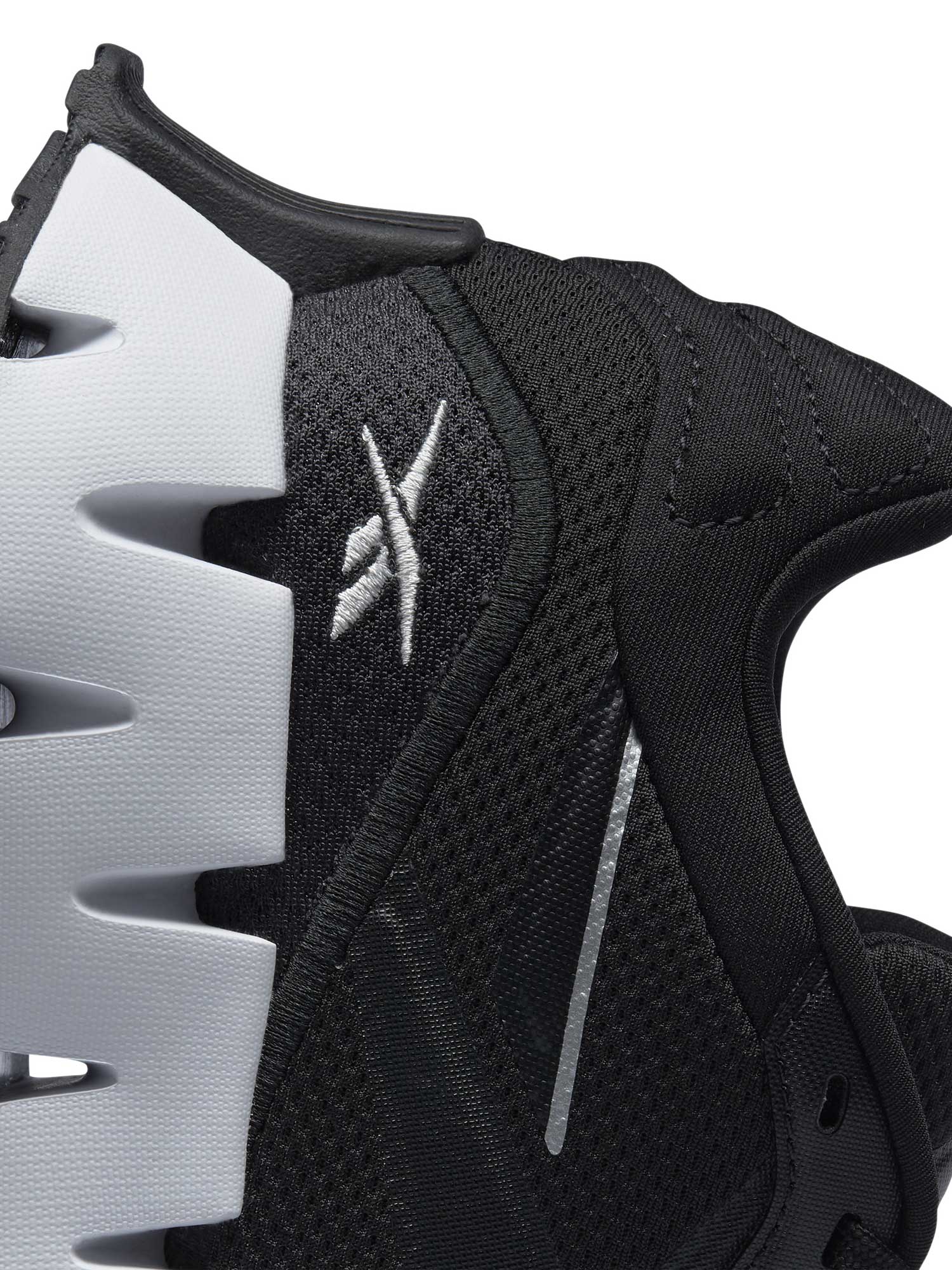 REEBOK Обувки ZIG DYNAMICA 4
