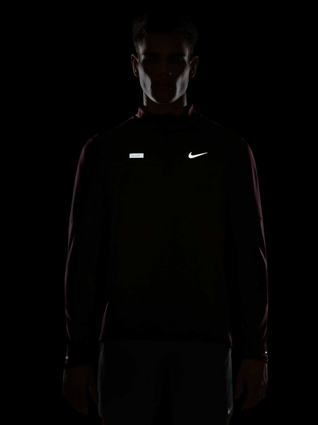 NIKE Блуза M NK DF ELMNT TOP HZ FLASH HBR